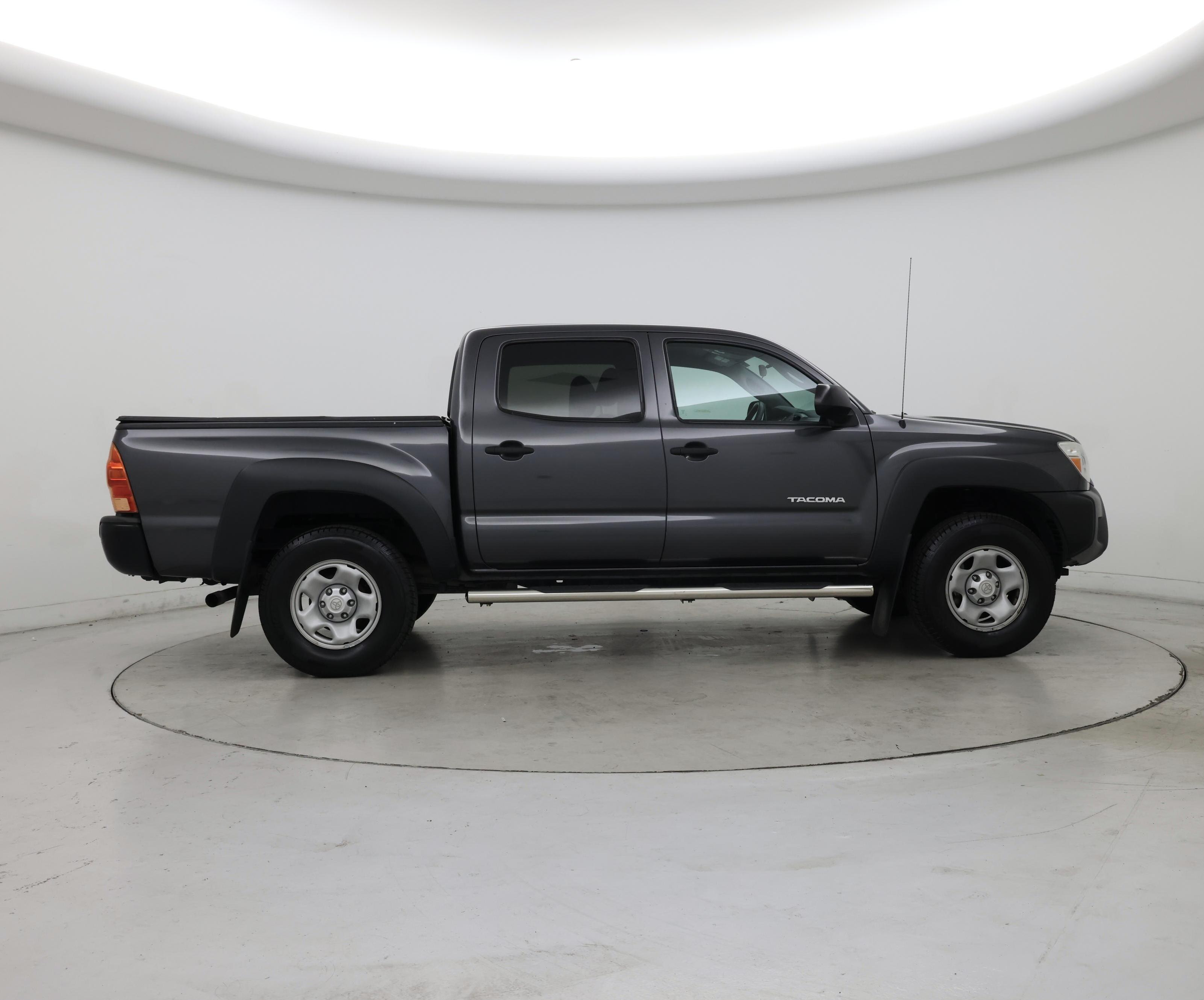 Thumbnail: 2015 Toyota Tacoma - 7