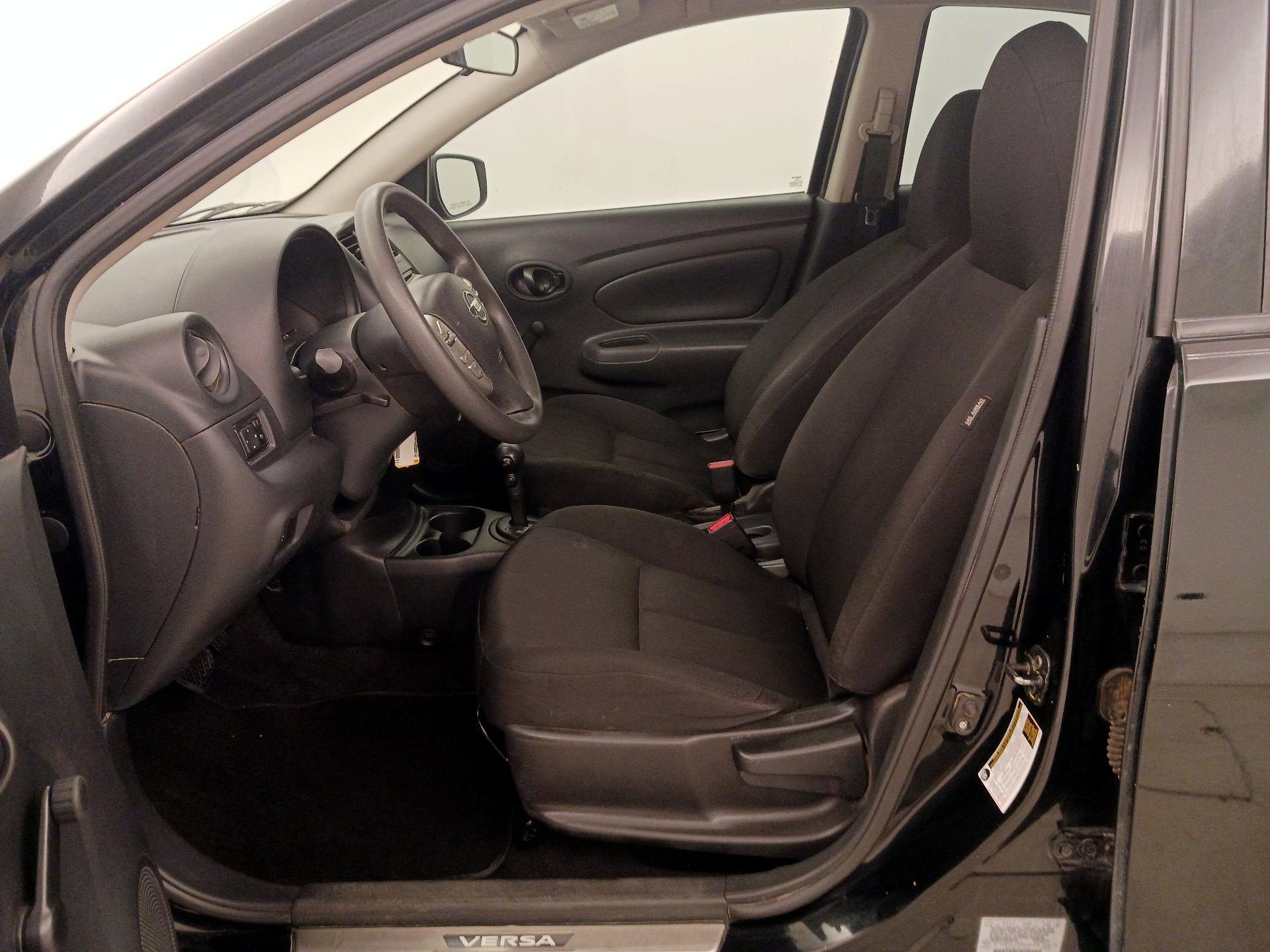 Thumbnail: 2016 Nissan Versa - 11