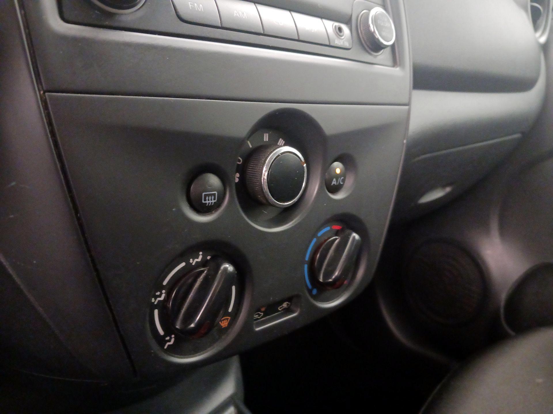 Thumbnail: 2016 Nissan Versa - 15