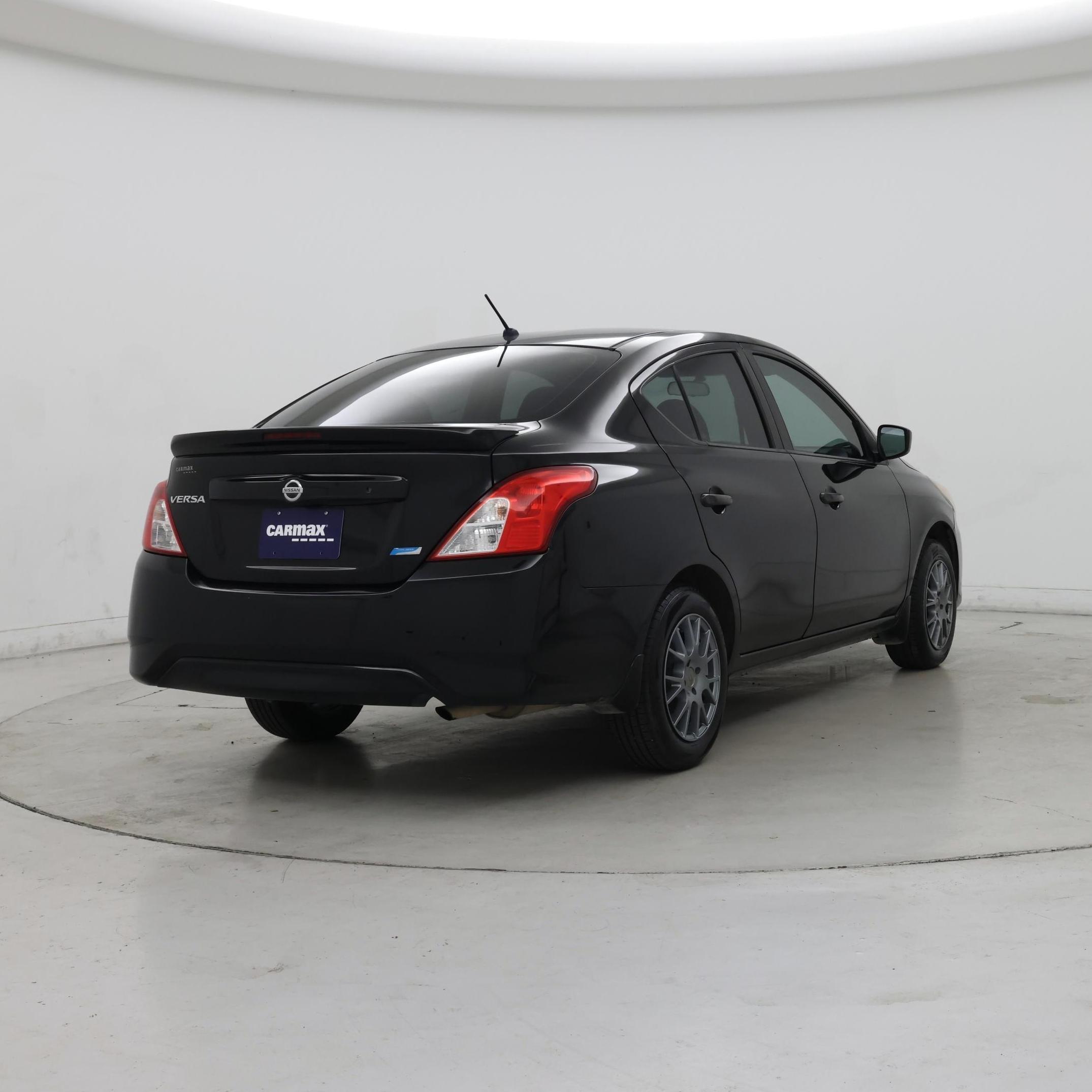 Thumbnail: 2016 Nissan Versa - 8