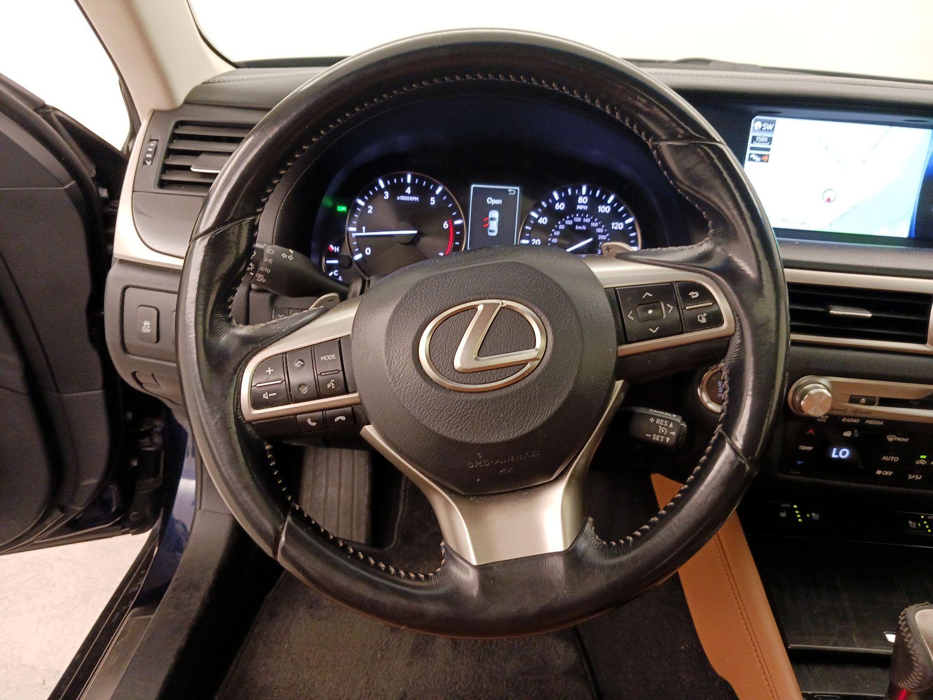 Thumbnail: 2016 Lexus GS - 10