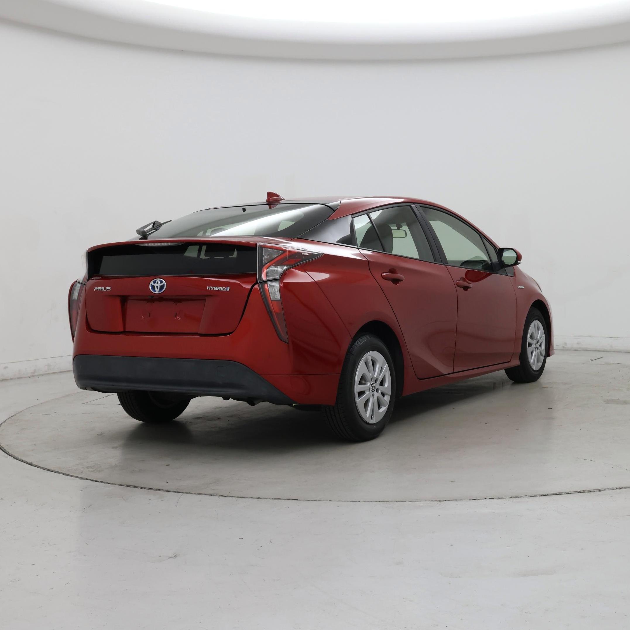 Thumbnail: 2016 Toyota Prius - 8
