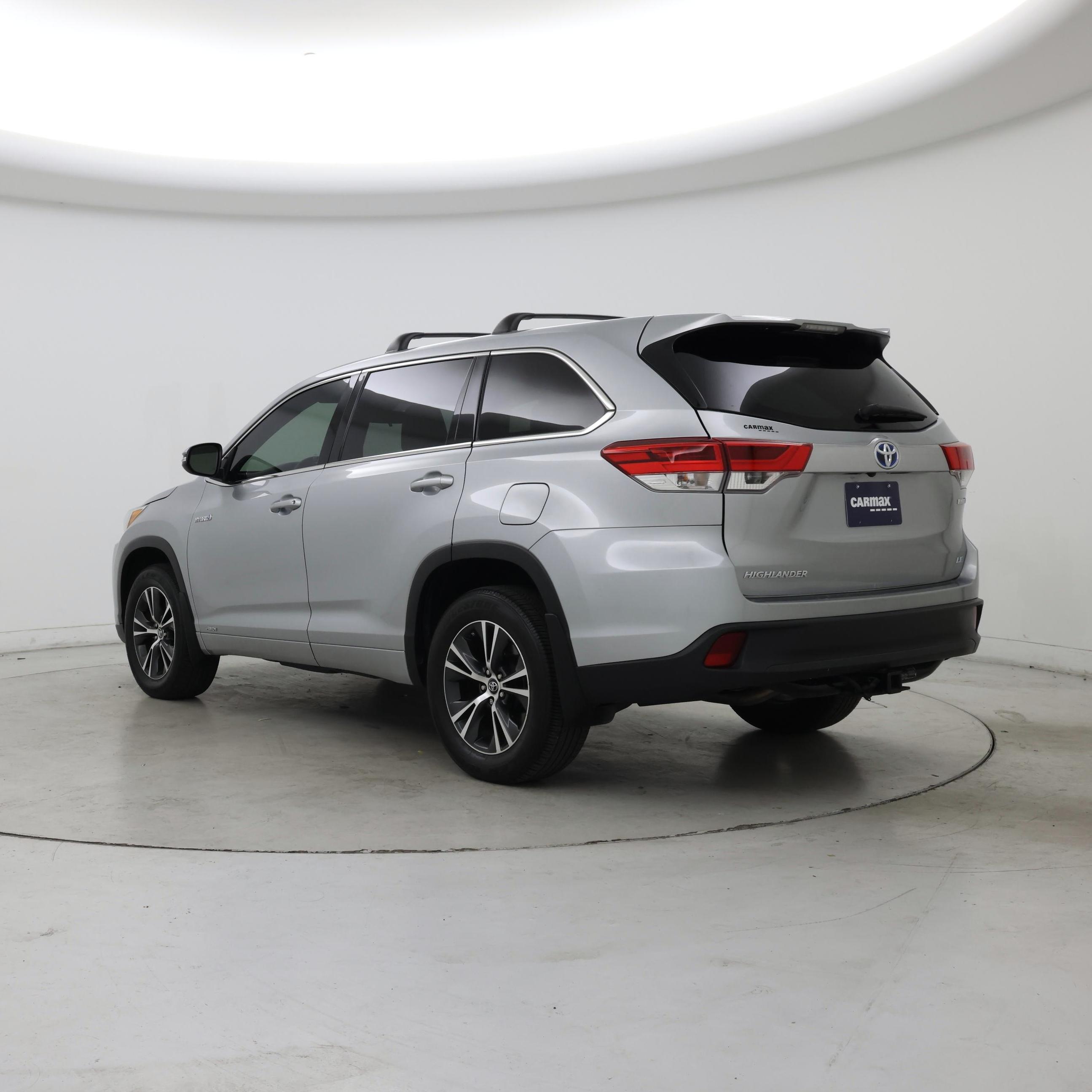 Thumbnail: 2018 Toyota Highlander - 2