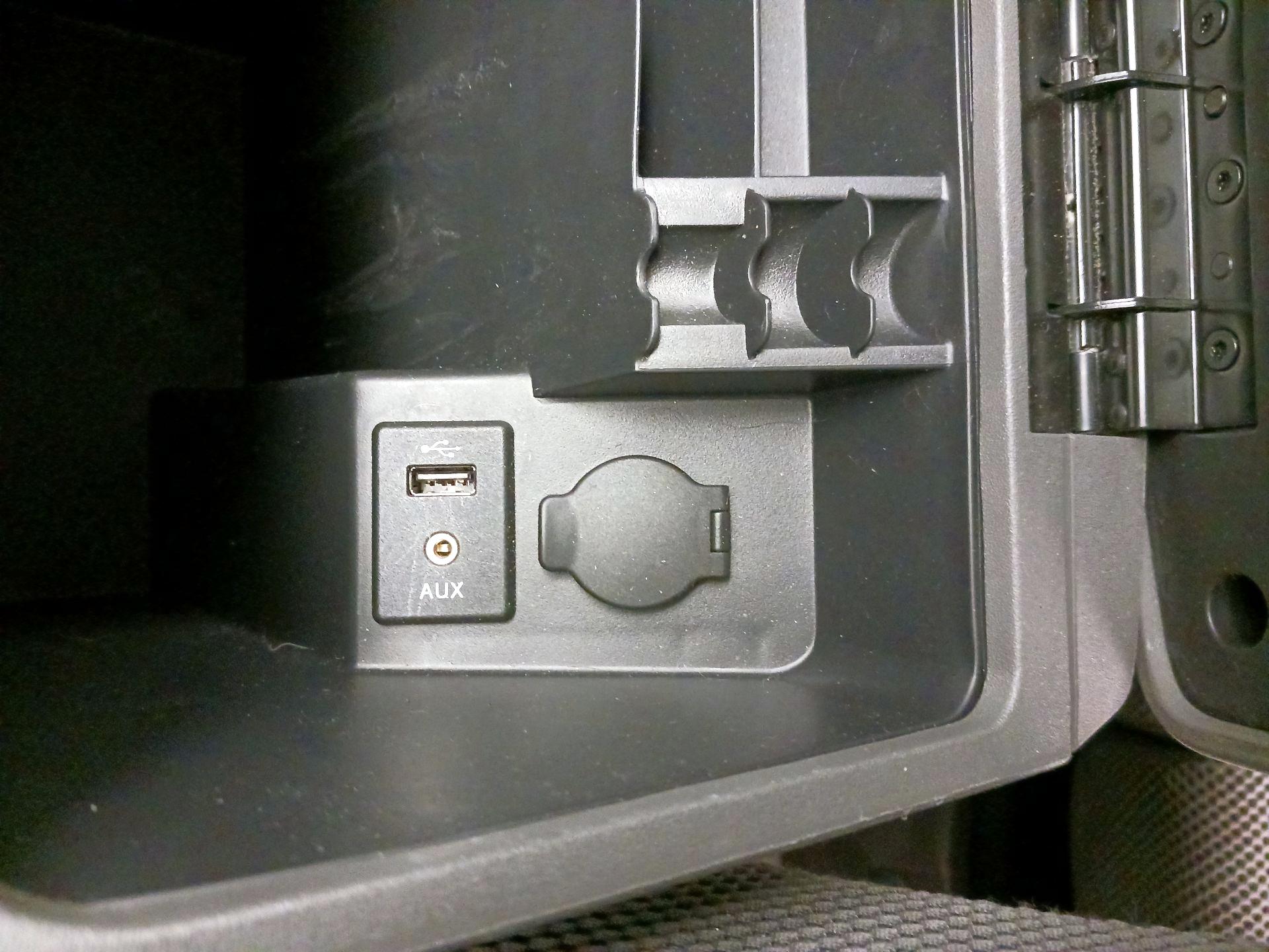 Thumbnail: 2016 Nissan Frontier - 18