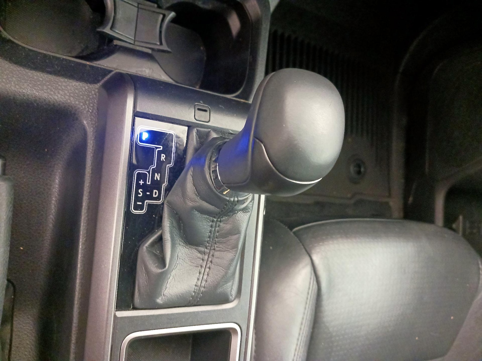 2023 Toyota Tacoma TRD Sport - Photo 18