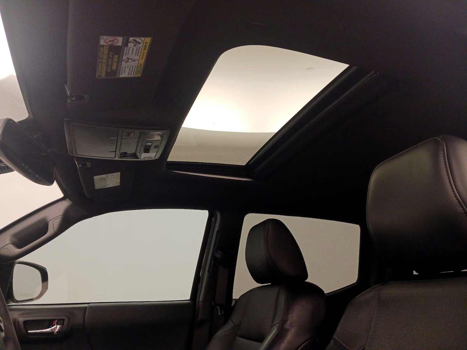 2023 Toyota Tacoma TRD Sport - Photo 20
