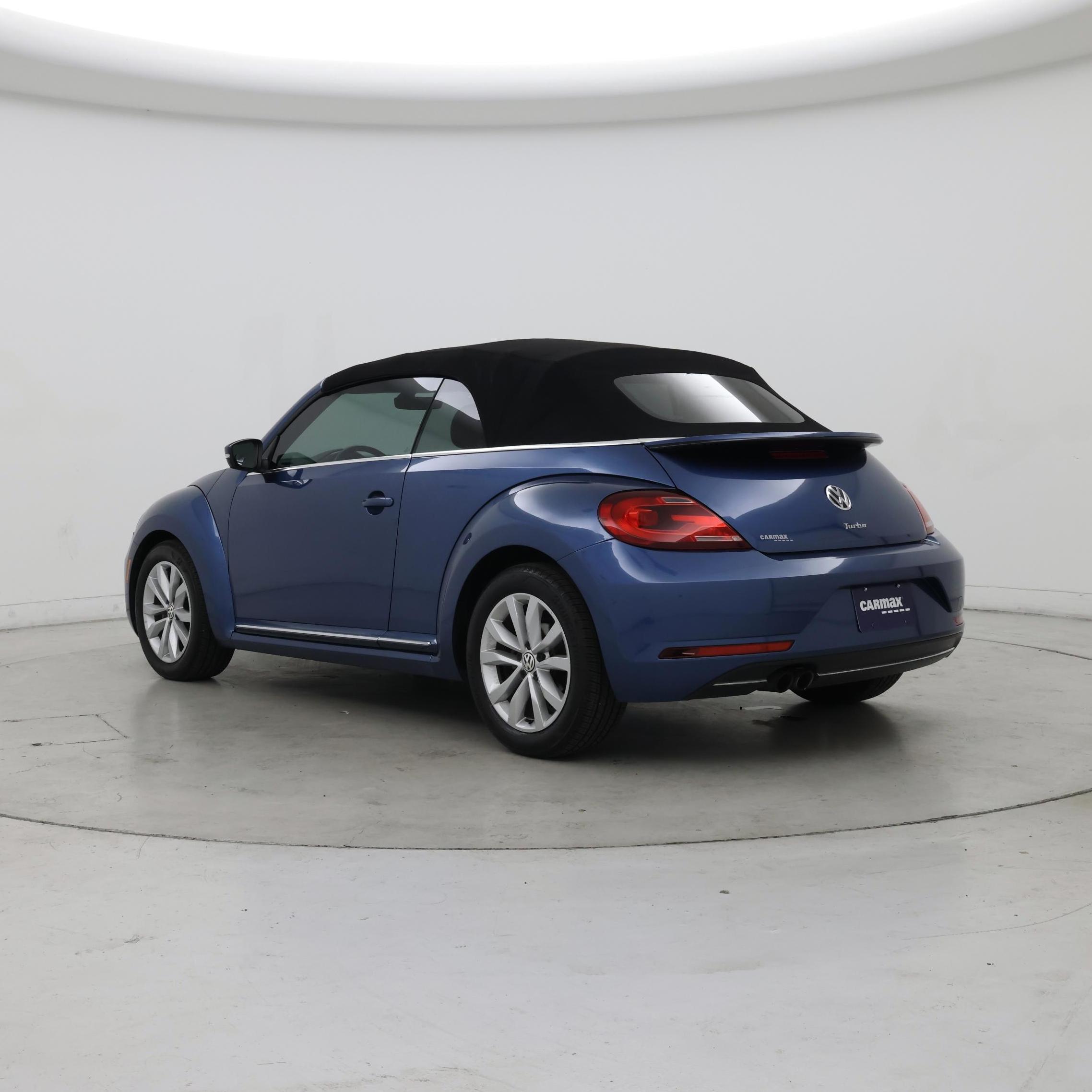 Thumbnail: 2017 Volkswagen Beetle - 2
