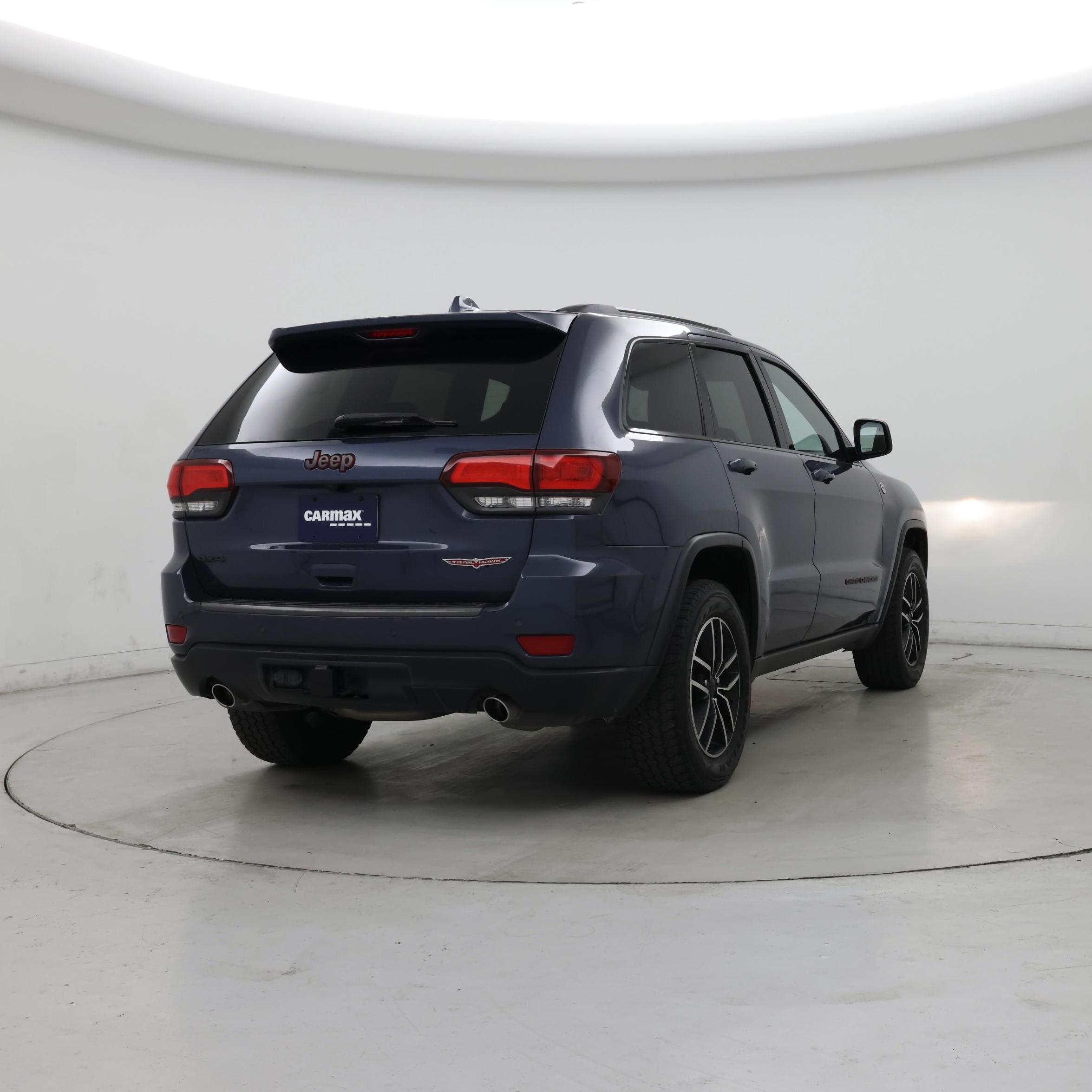 Thumbnail: 2020 Jeep Grand Cherokee - 8