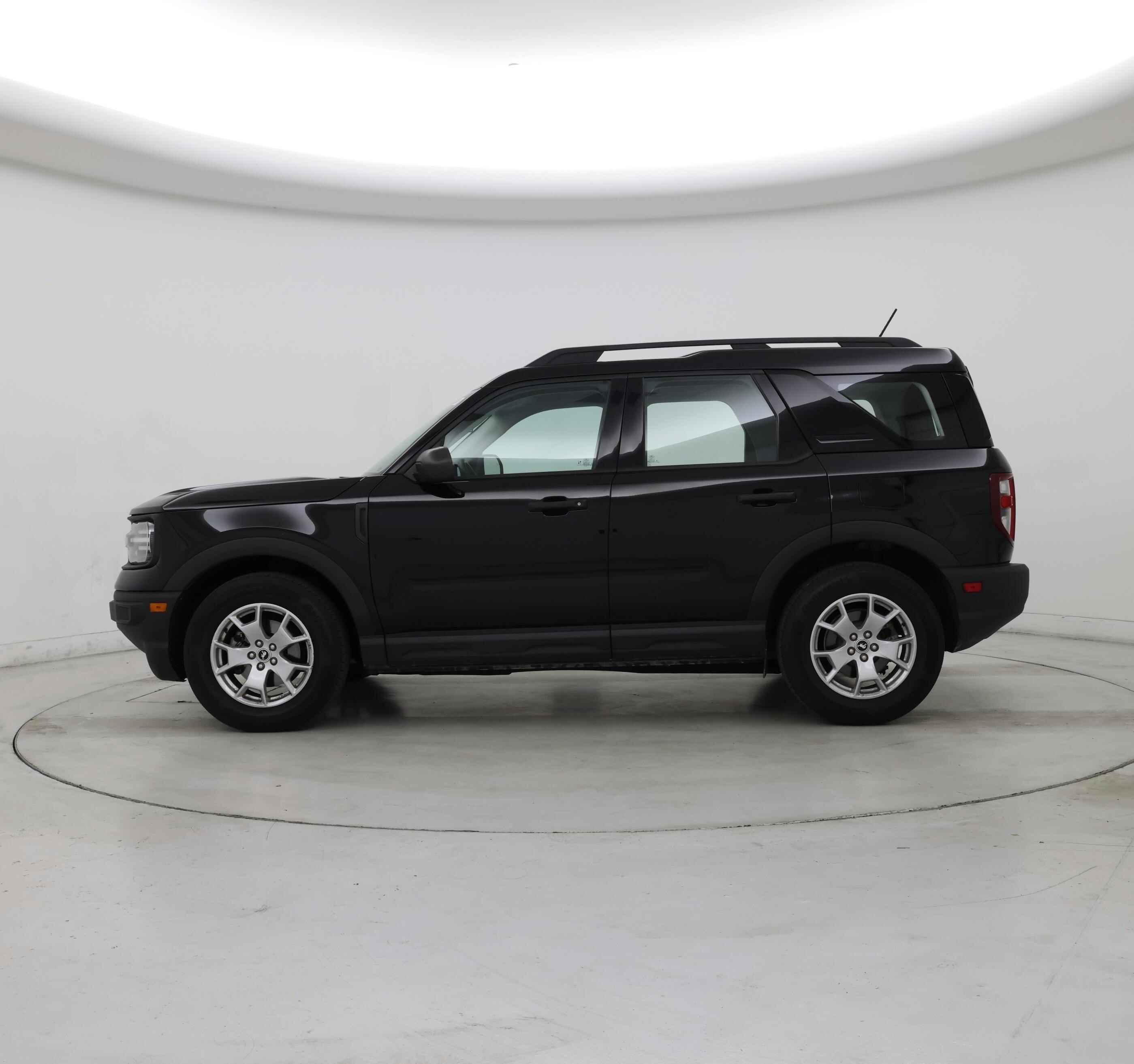 Thumbnail: 2021 Ford Bronco Sport - 3