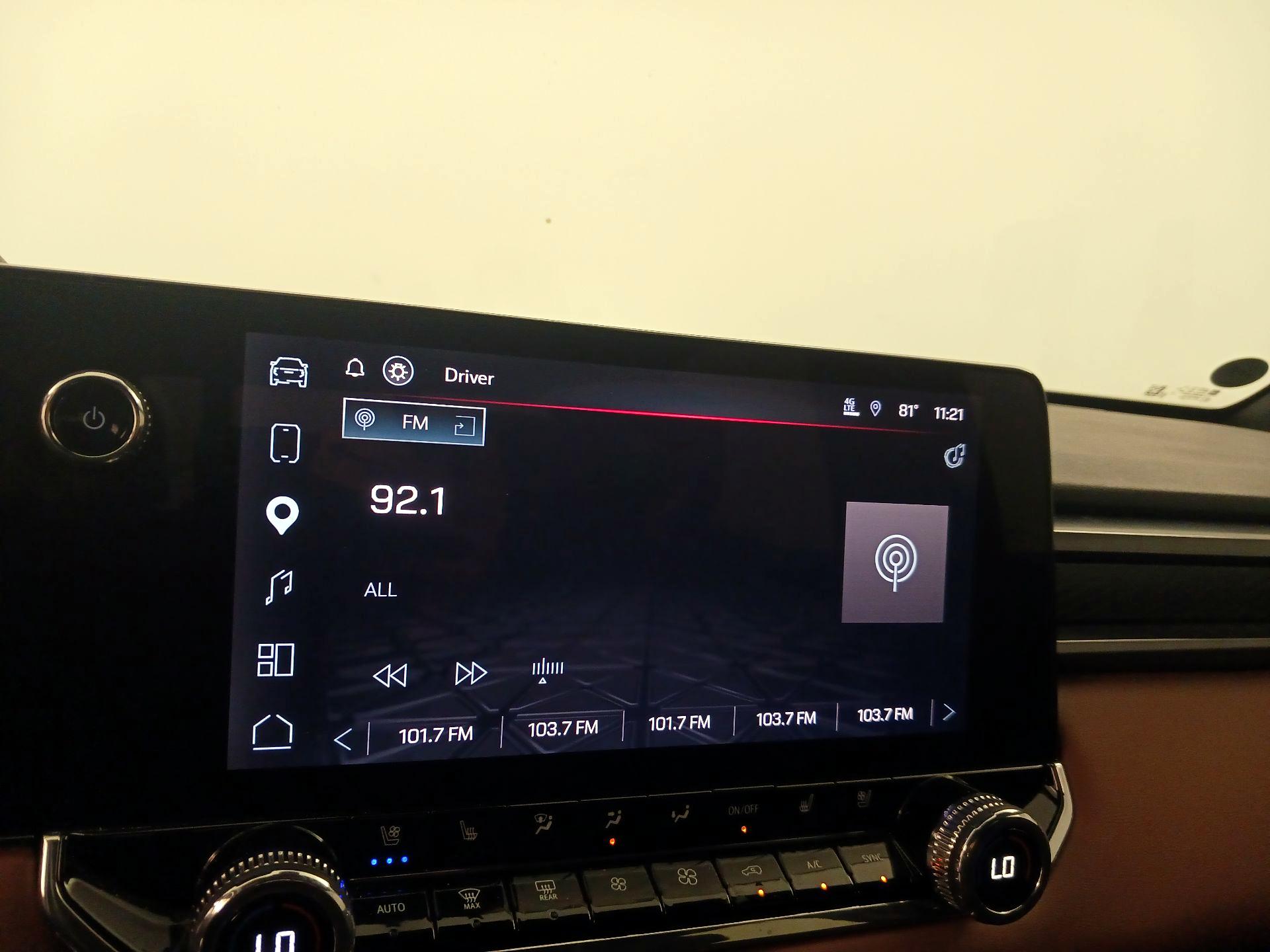 Thumbnail: 2023 GMC Canyon - 16