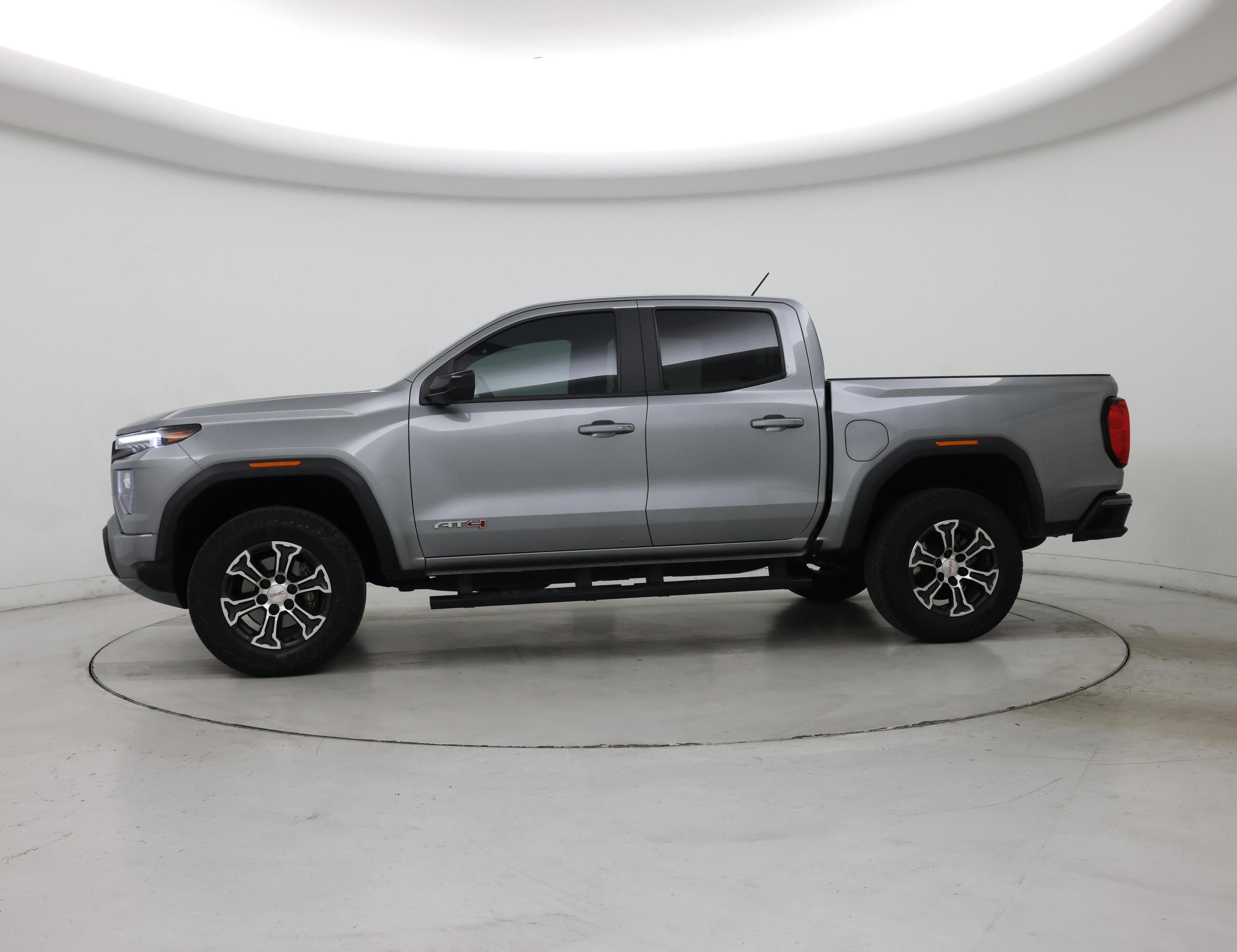 Thumbnail: 2023 GMC Canyon - 3