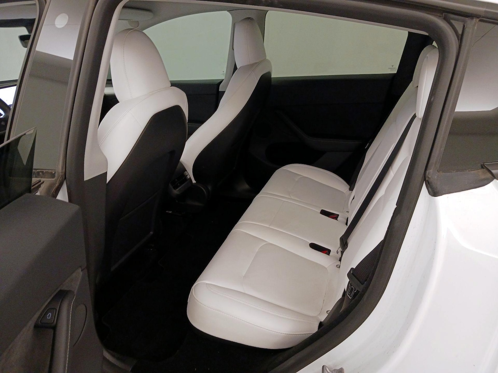 2023 Tesla Model Y Long Range - Photo 20