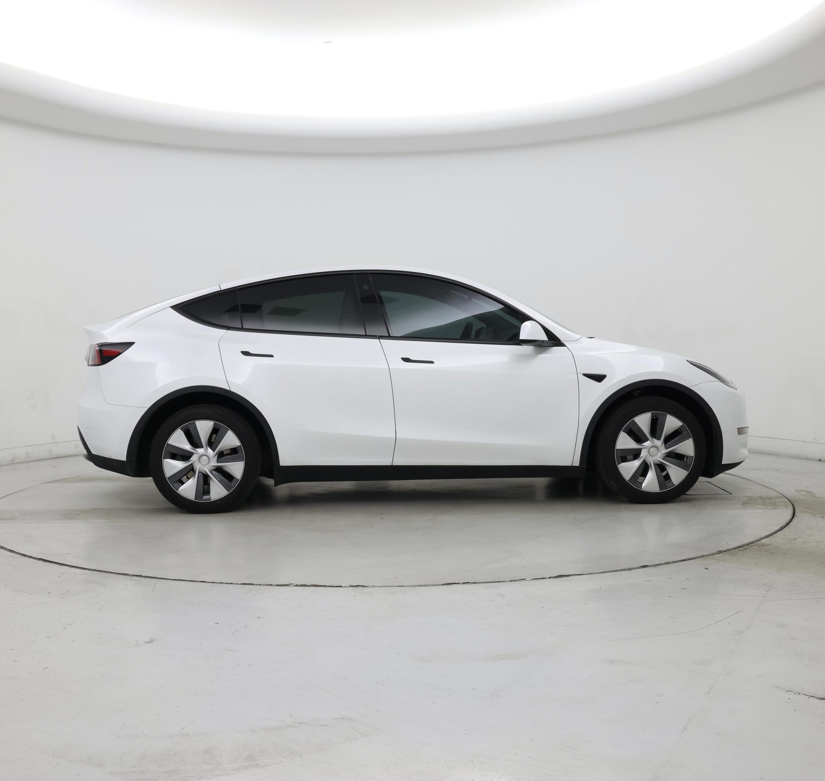 Thumbnail: 2023 Tesla Model Y - 7