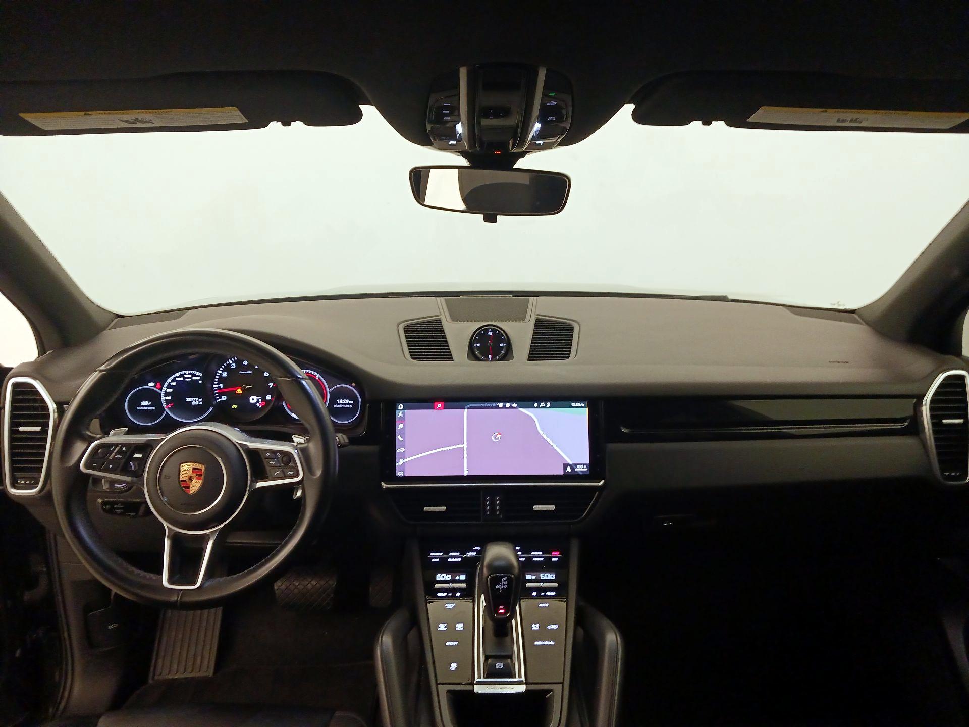 Thumbnail: 2020 Porsche Cayenne - 9