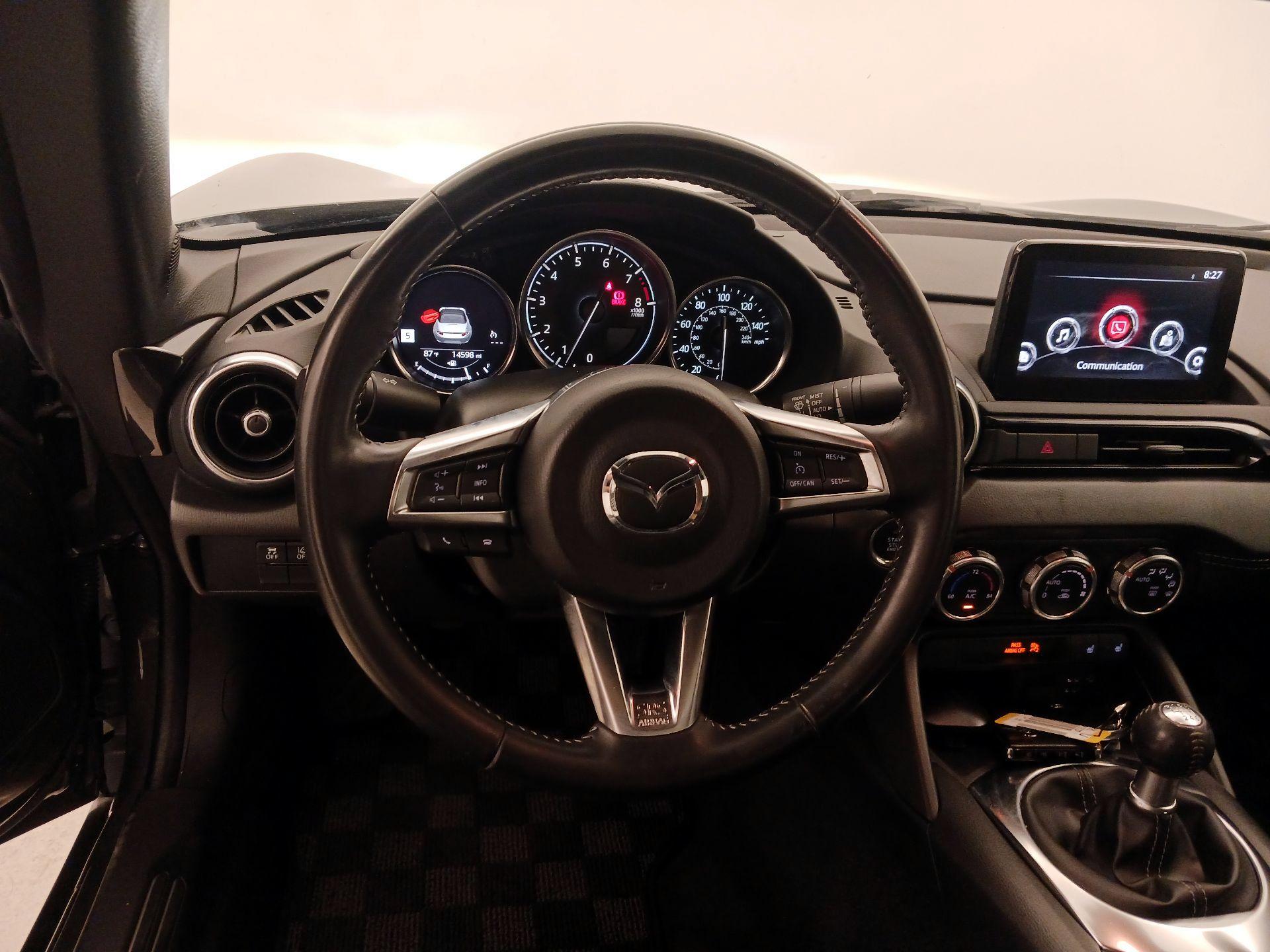 Thumbnail: 2020 Mazda MX-5 Miata - 10