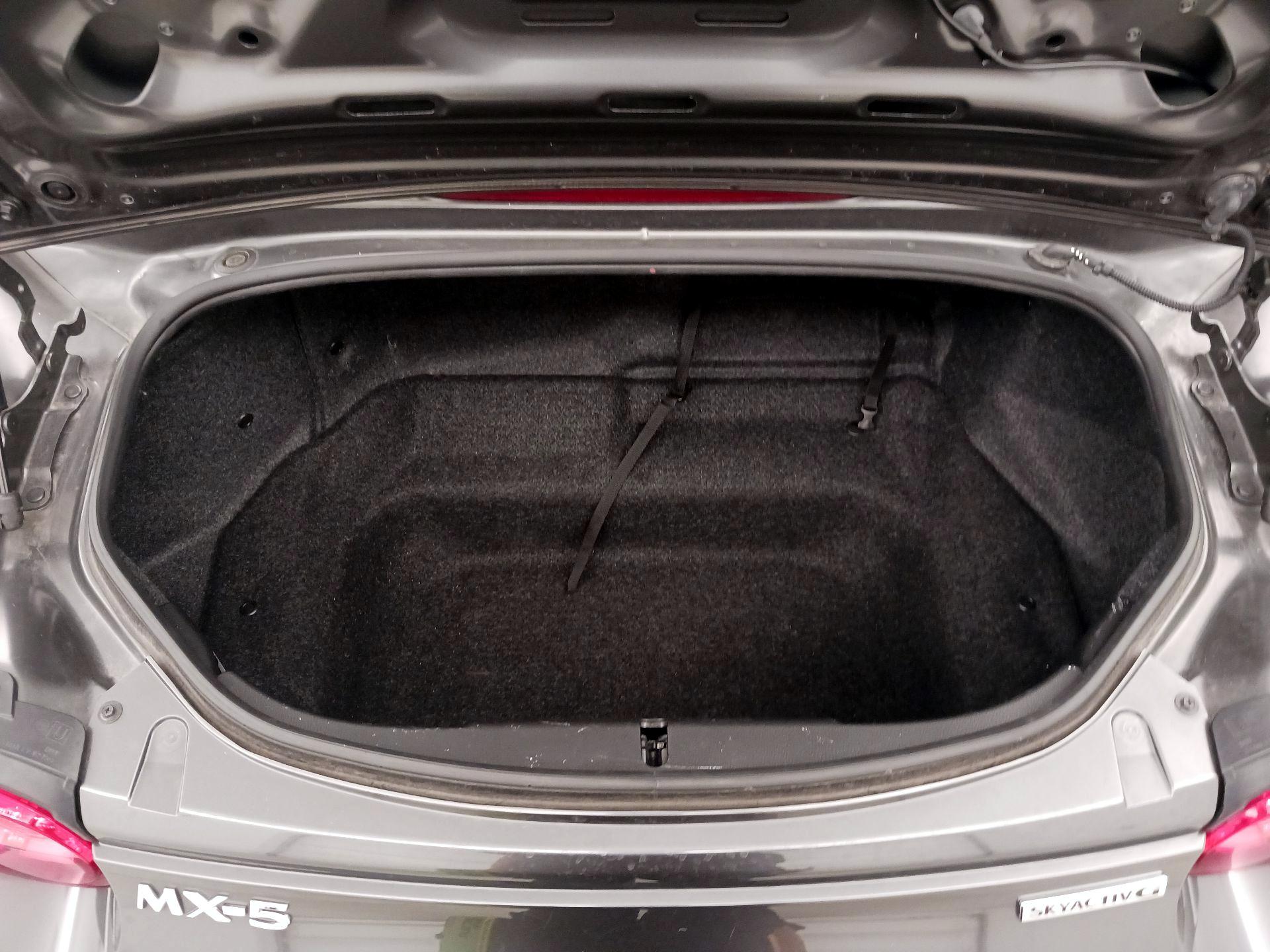 Thumbnail: 2020 Mazda MX-5 Miata - 20