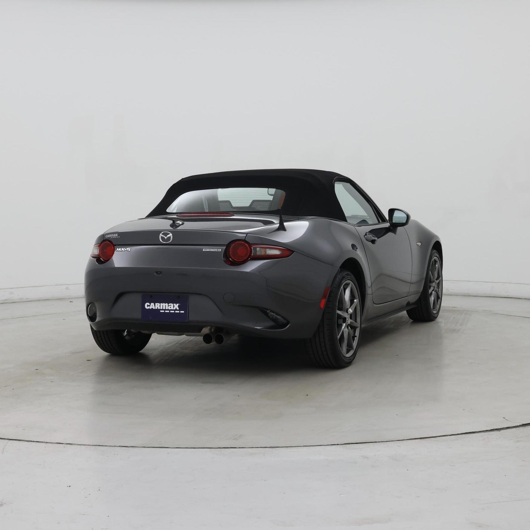 Thumbnail: 2020 Mazda MX-5 Miata - 8