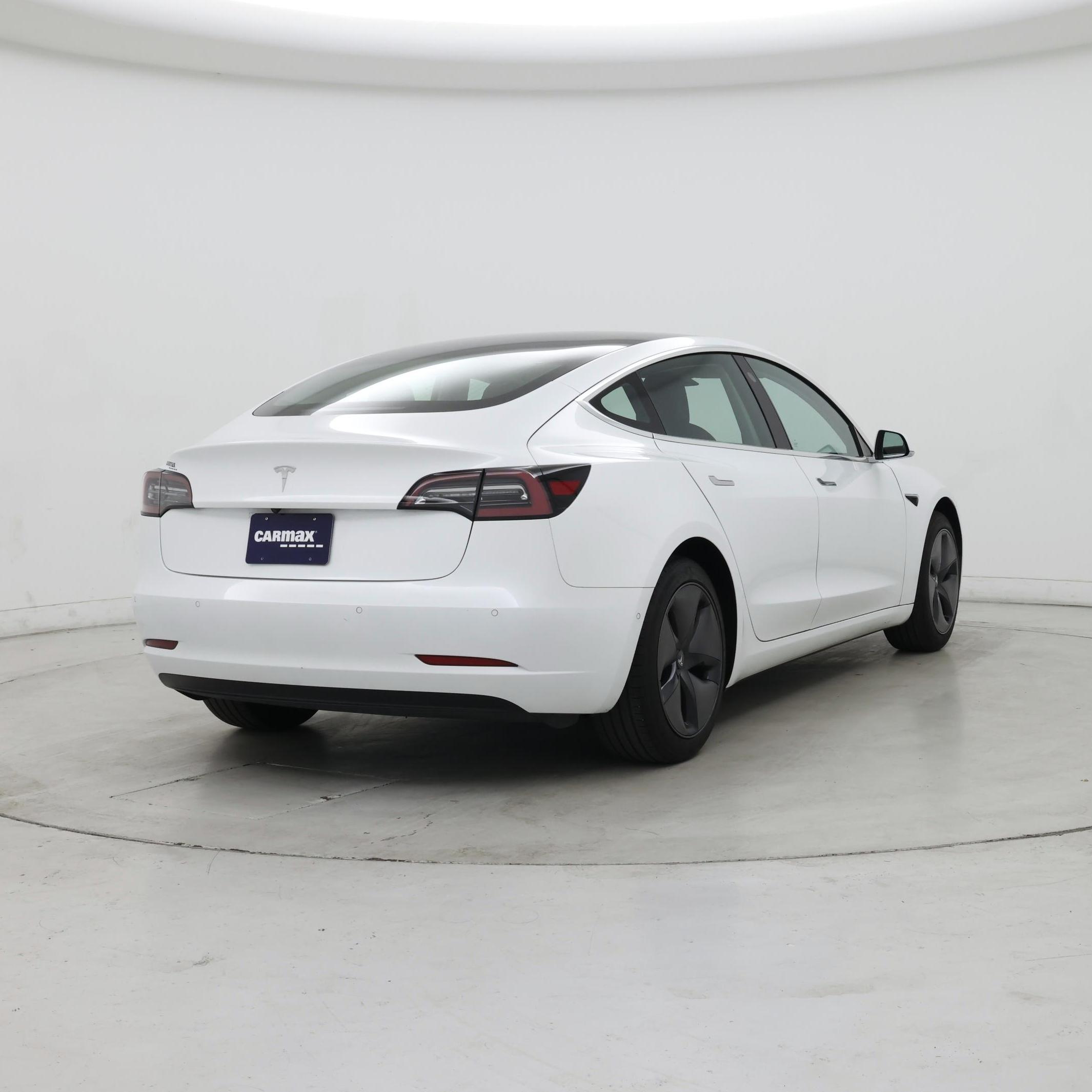 Thumbnail: 2020 Tesla Model 3 - 8