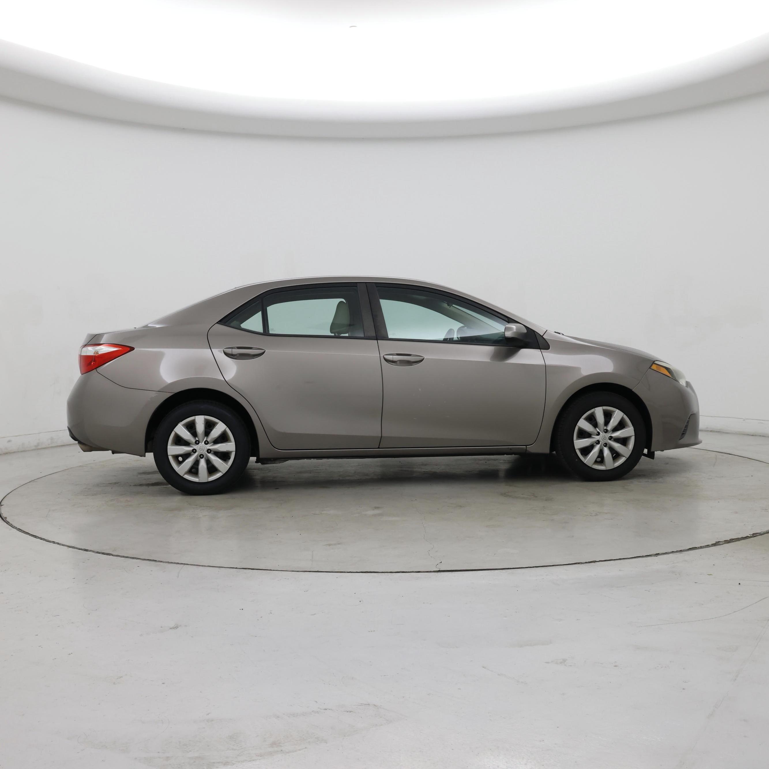 Thumbnail: 2015 Toyota Corolla - 7