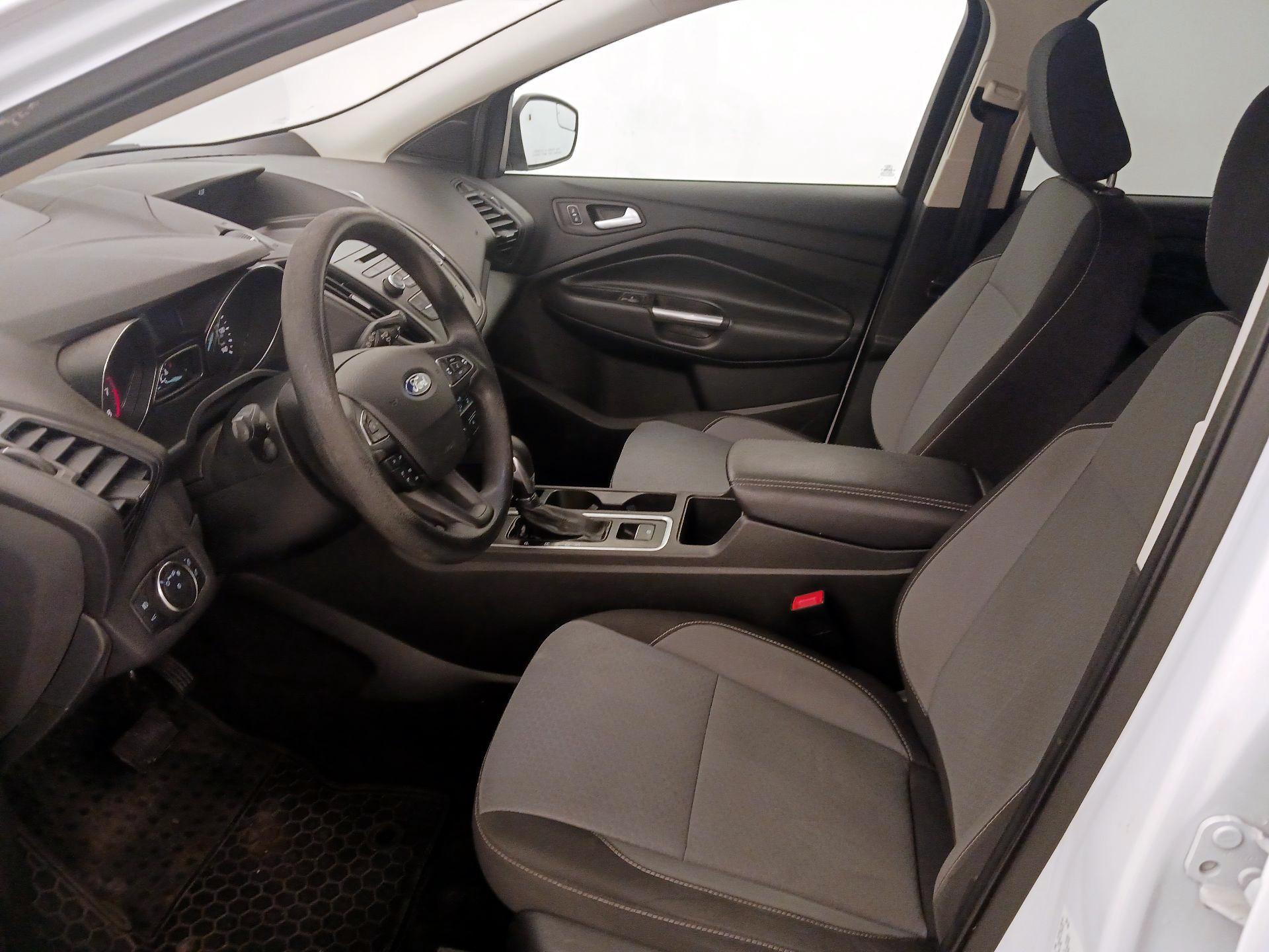 Thumbnail: 2018 Ford Escape - 11