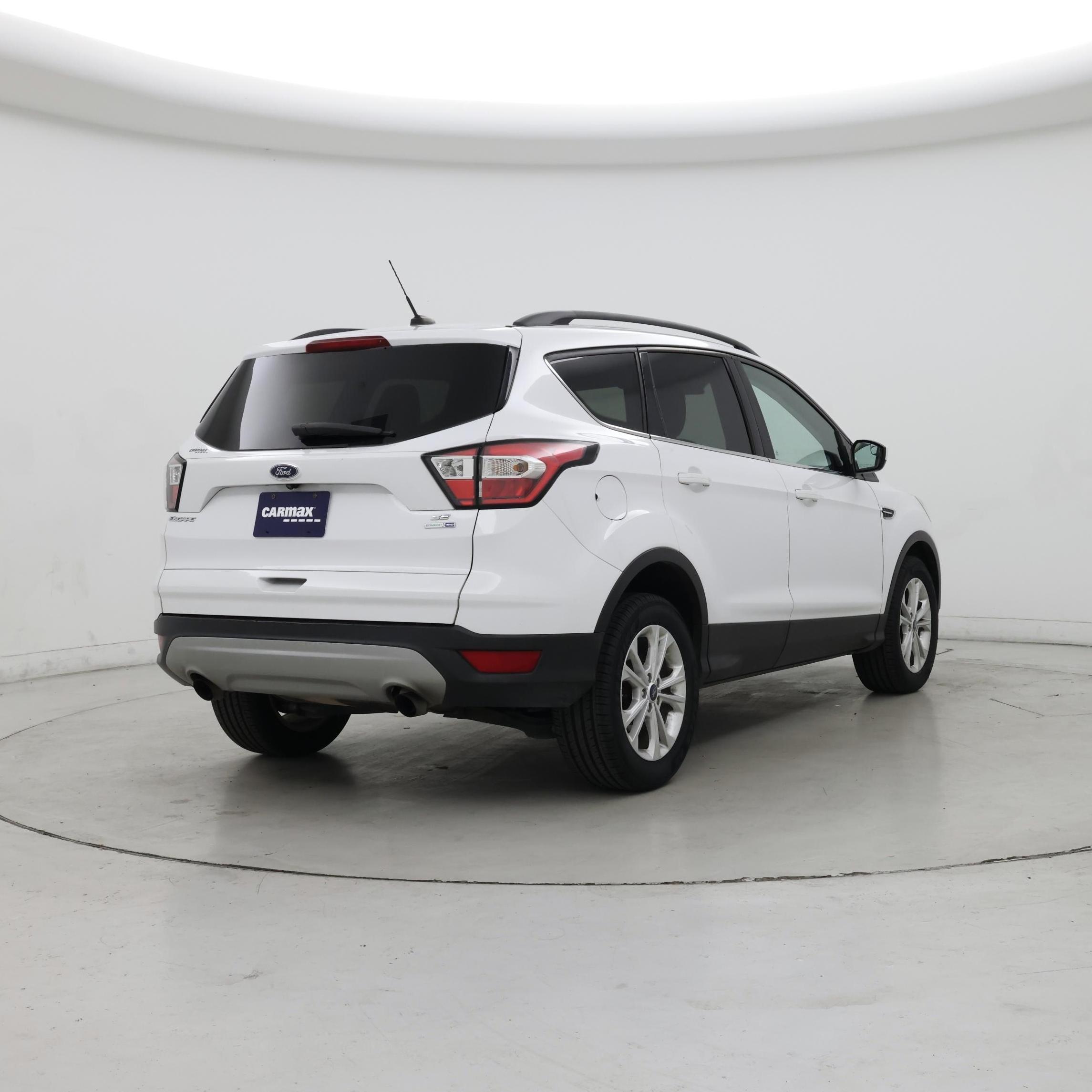 Thumbnail: 2018 Ford Escape - 8