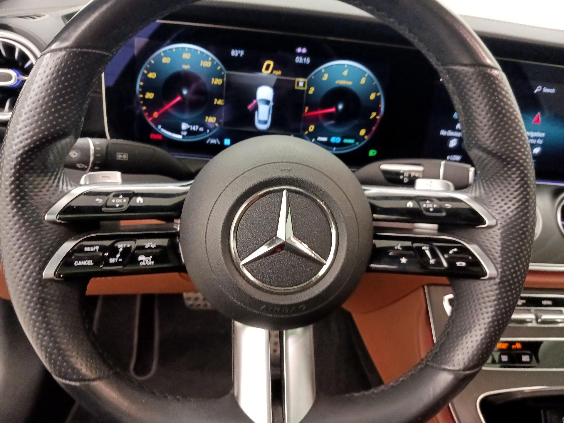 Thumbnail: 2022 Mercedes-Benz E-Class - 10