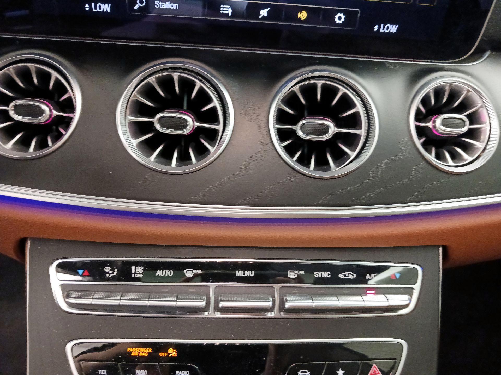 Thumbnail: 2022 Mercedes-Benz E-Class - 17