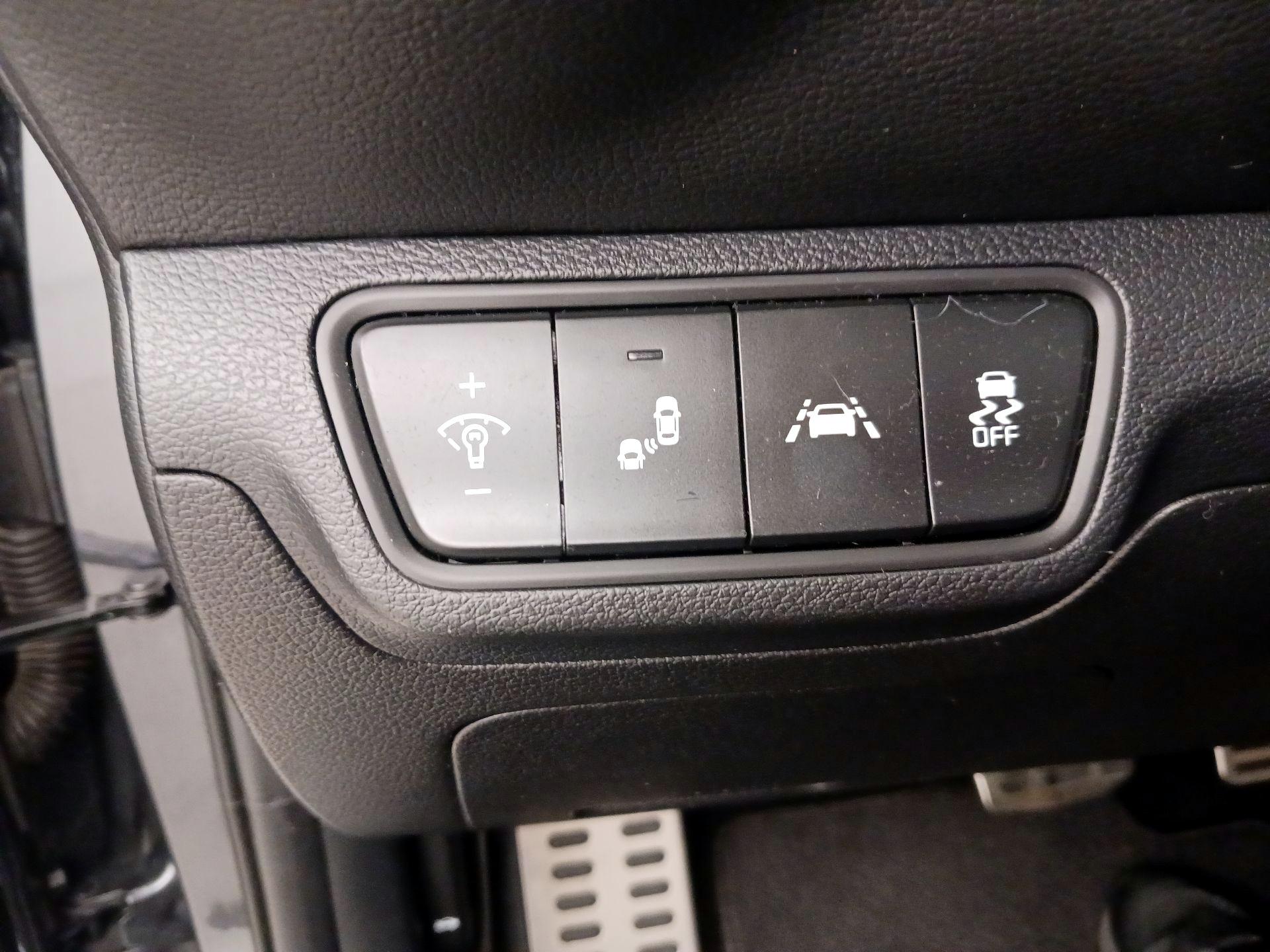 Thumbnail: 2021 Kia Forte - 13