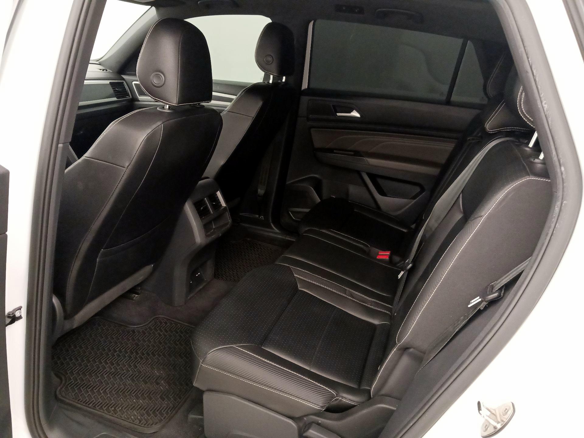 Thumbnail: 2021 Volkswagen Atlas - 20
