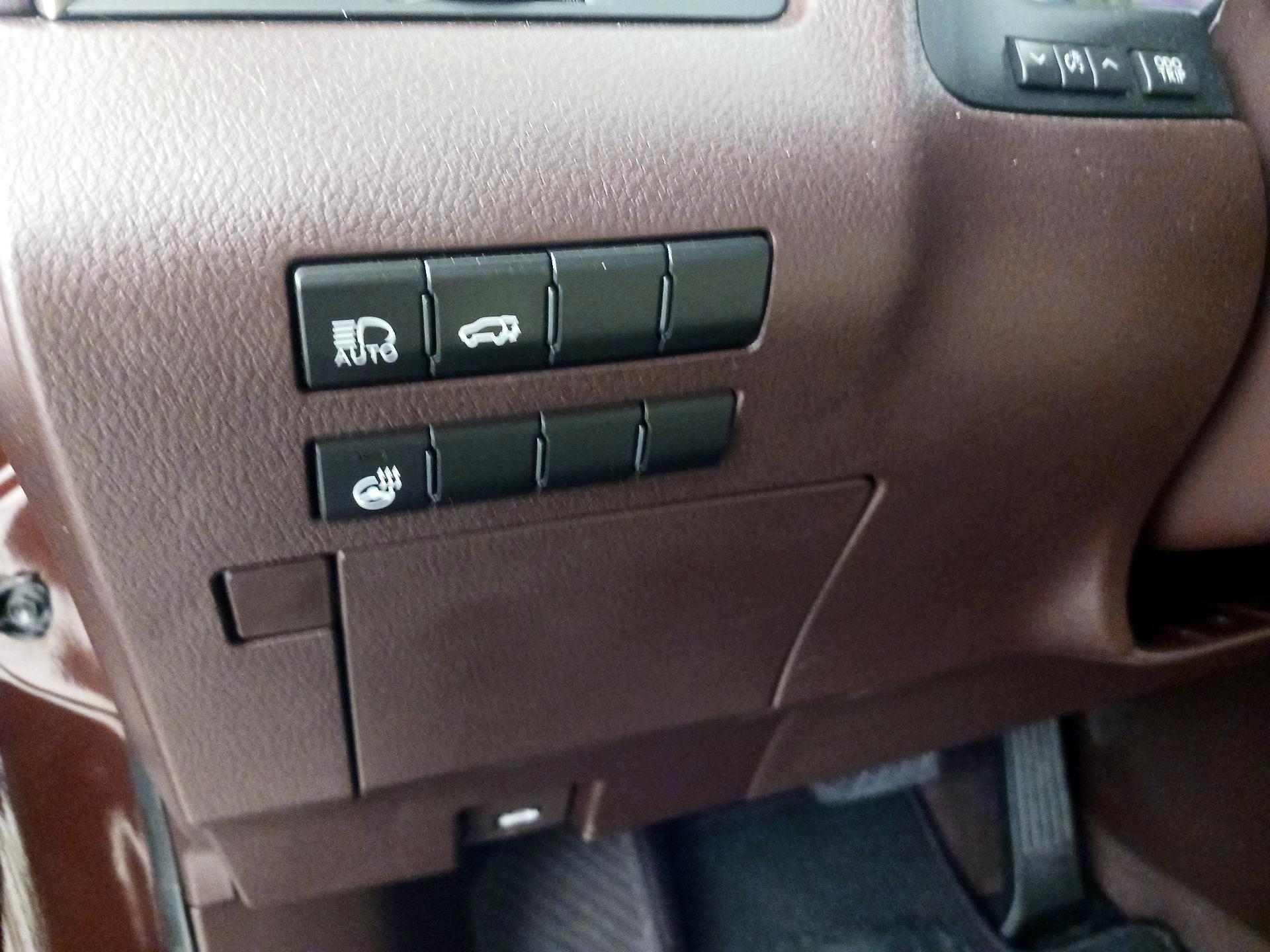 Thumbnail: 2016 Lexus RX - 13