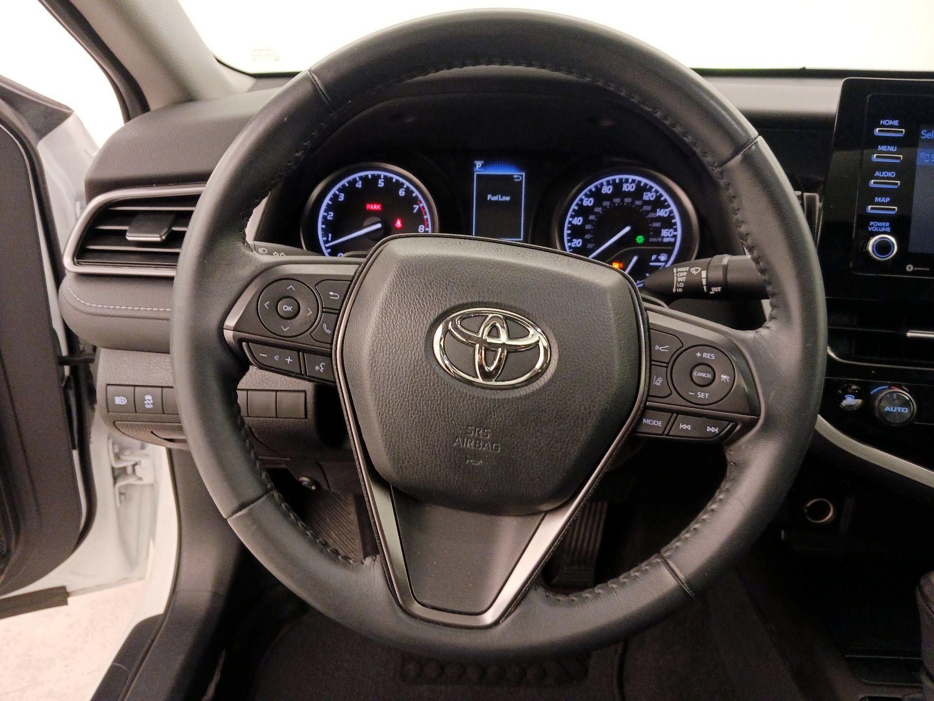 Thumbnail: 2023 Toyota Camry - 10