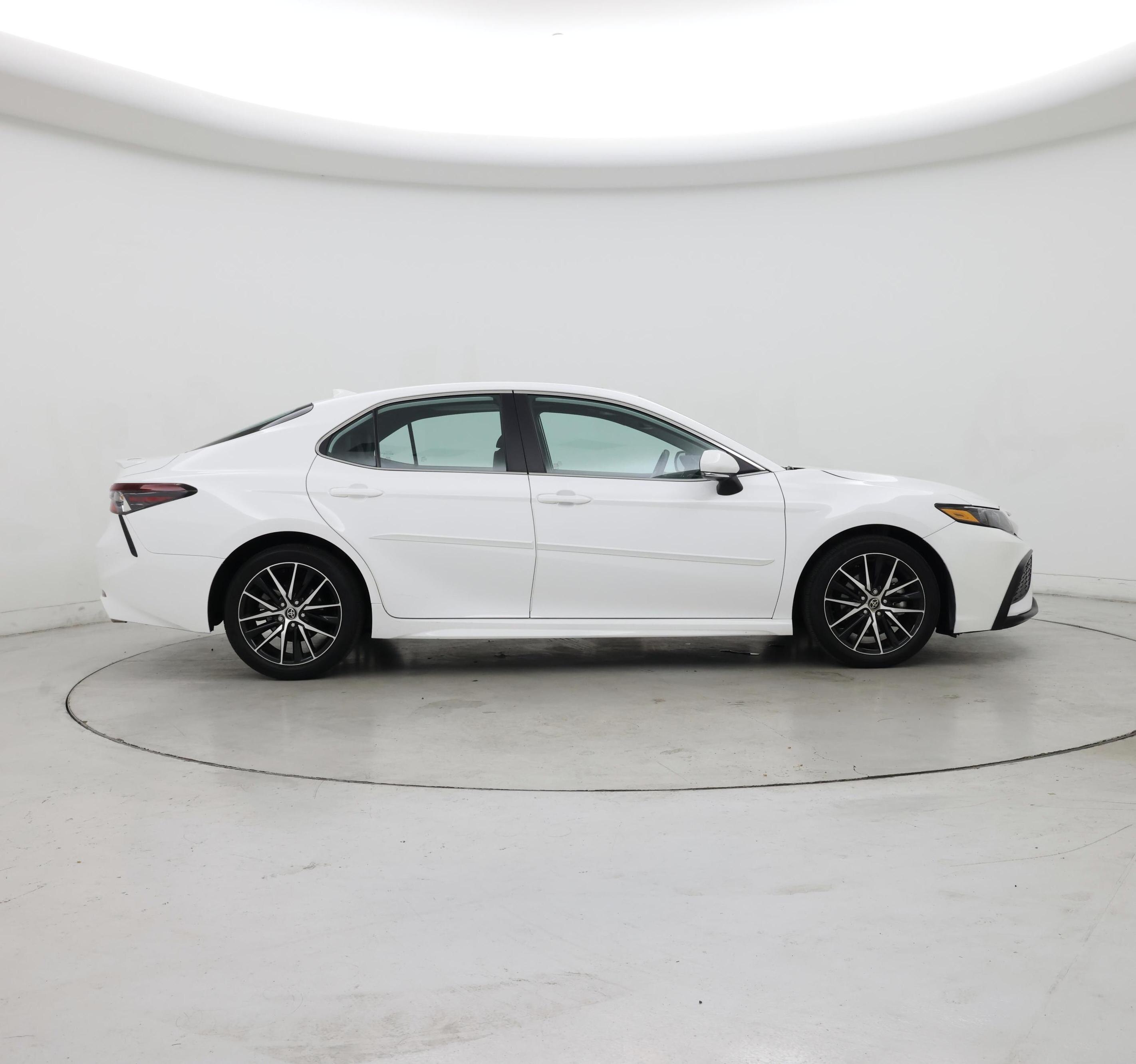 Thumbnail: 2023 Toyota Camry - 7