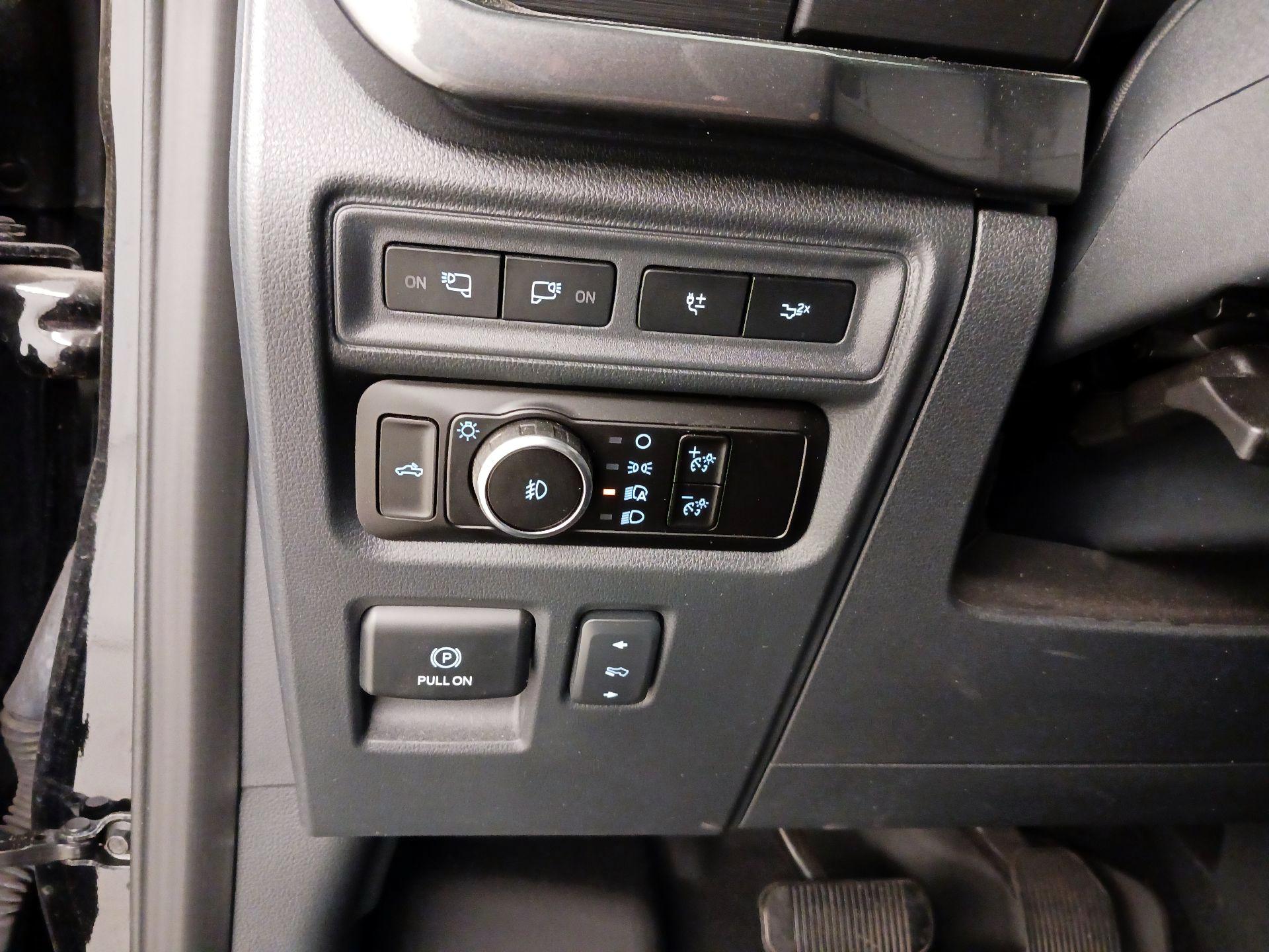 Thumbnail: 2023 Ford F-150 - 13