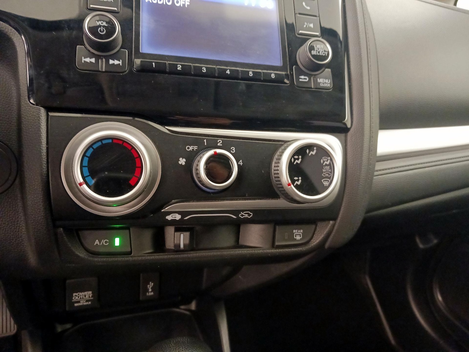 2019 Honda Fit LX - Photo 17