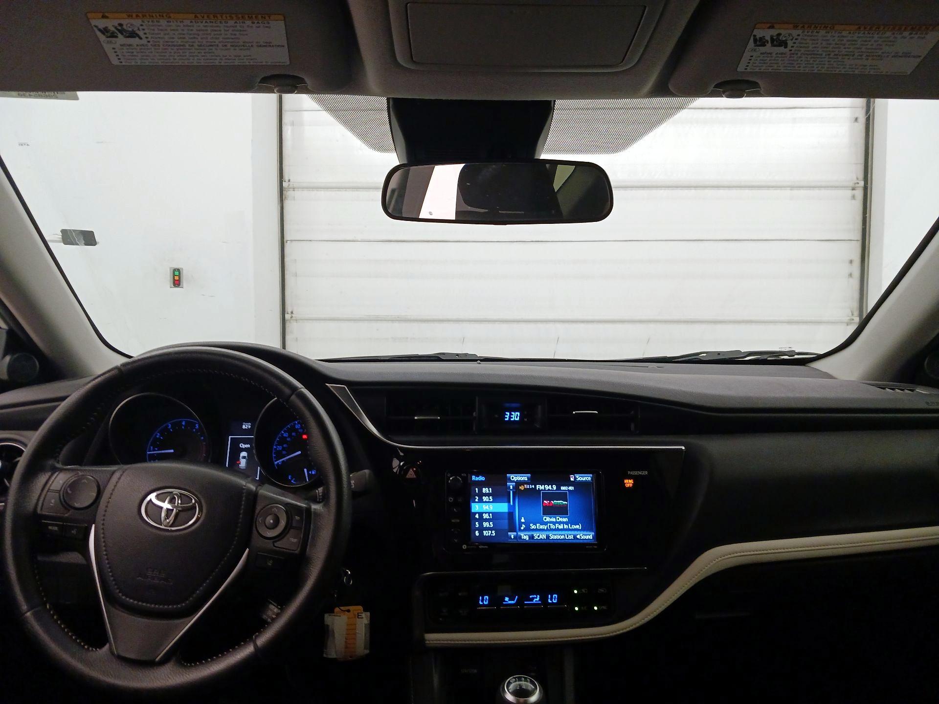 Thumbnail: 2017 Toyota Corolla iM - 9