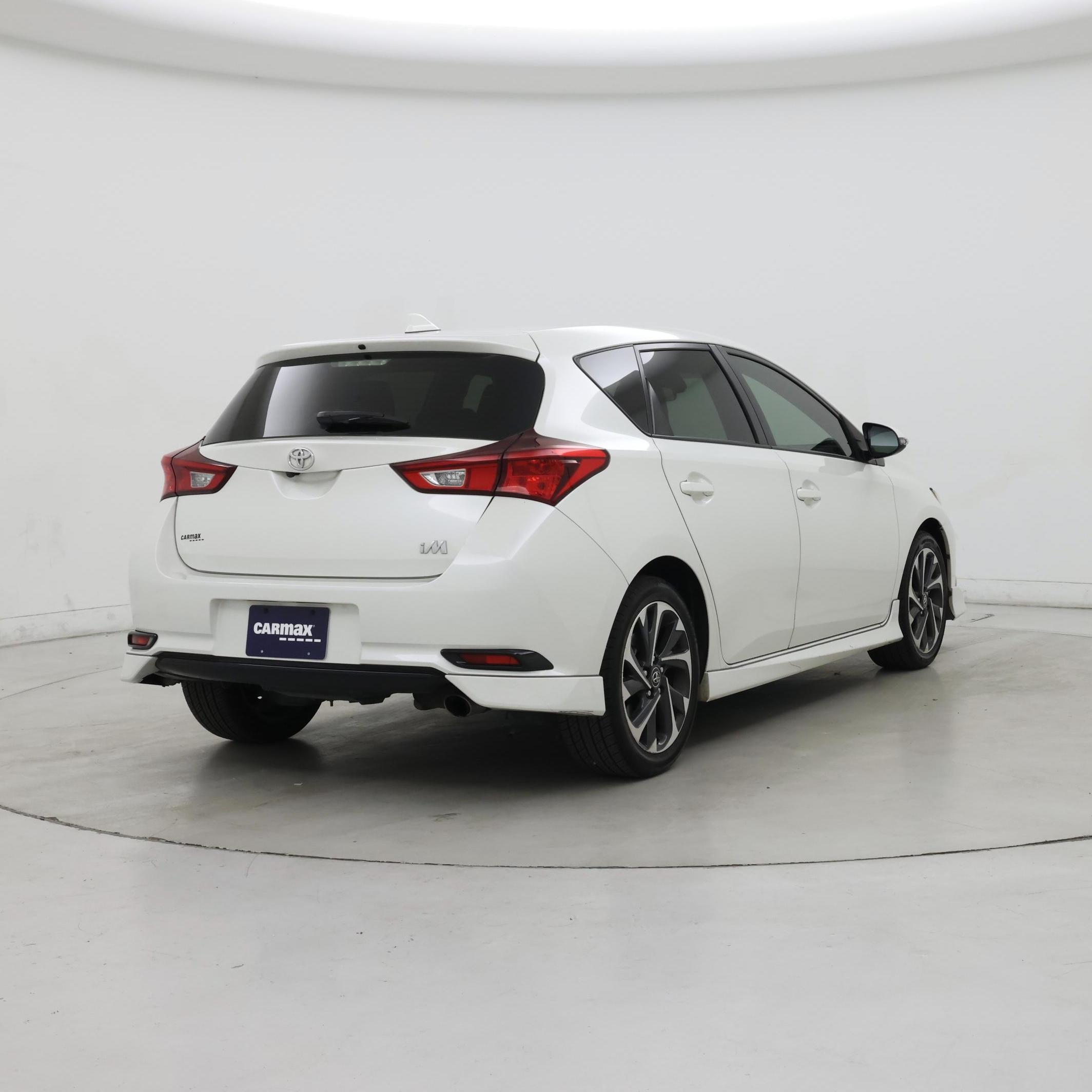 Thumbnail: 2017 Toyota Corolla iM - 8