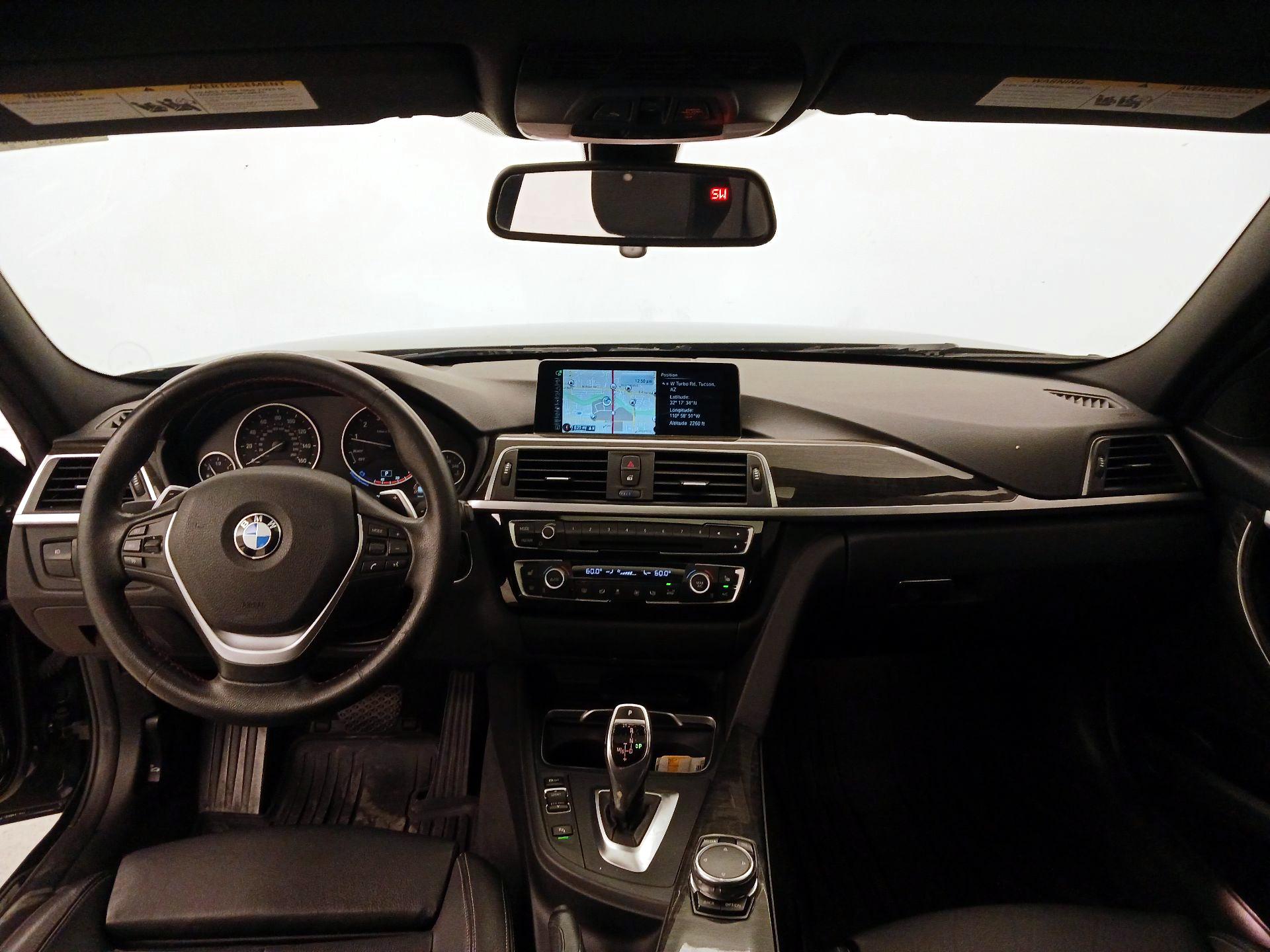 Thumbnail: 2016 BMW 3 Series - 9