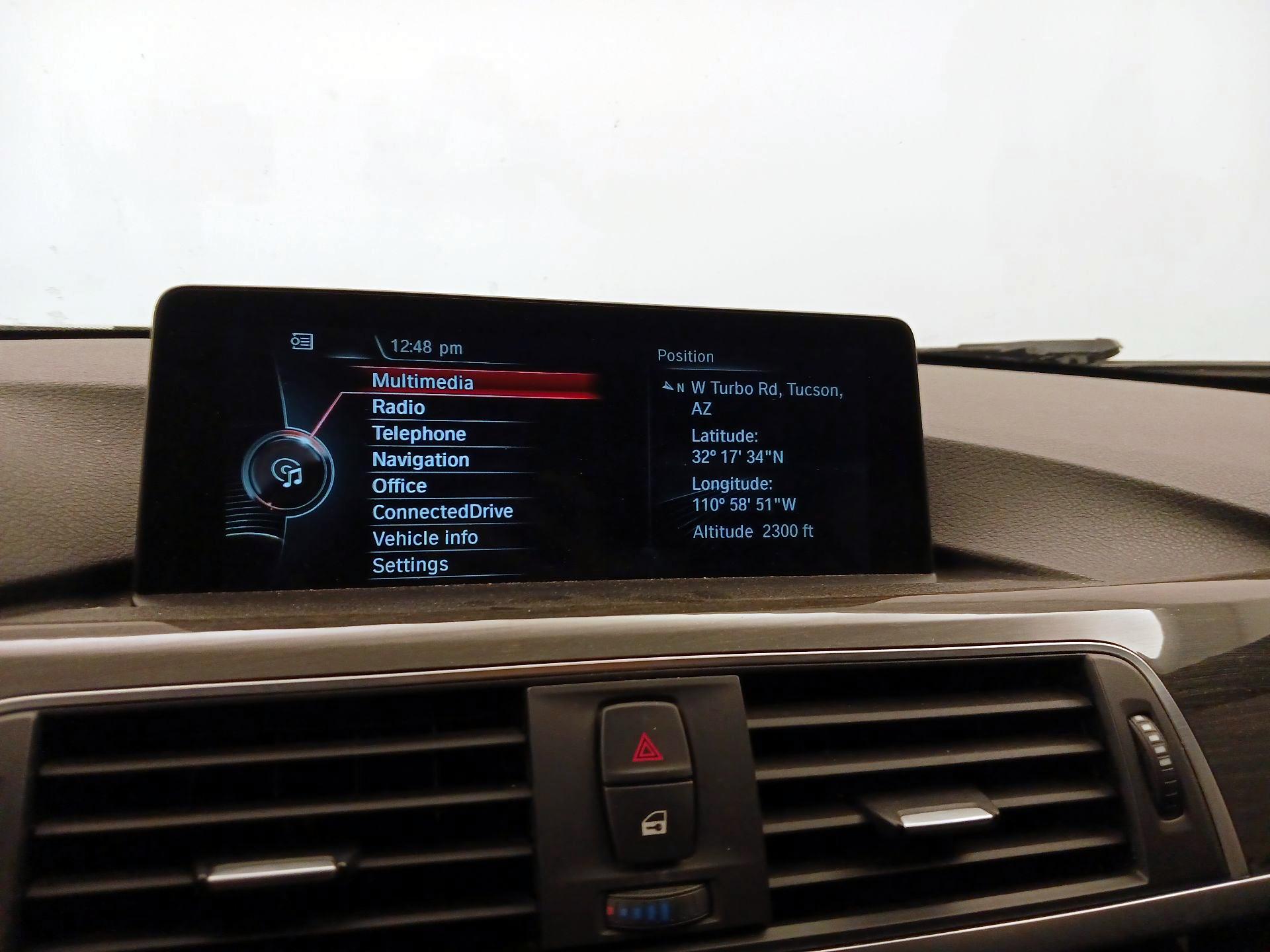 Thumbnail: 2016 BMW 3 Series - 16