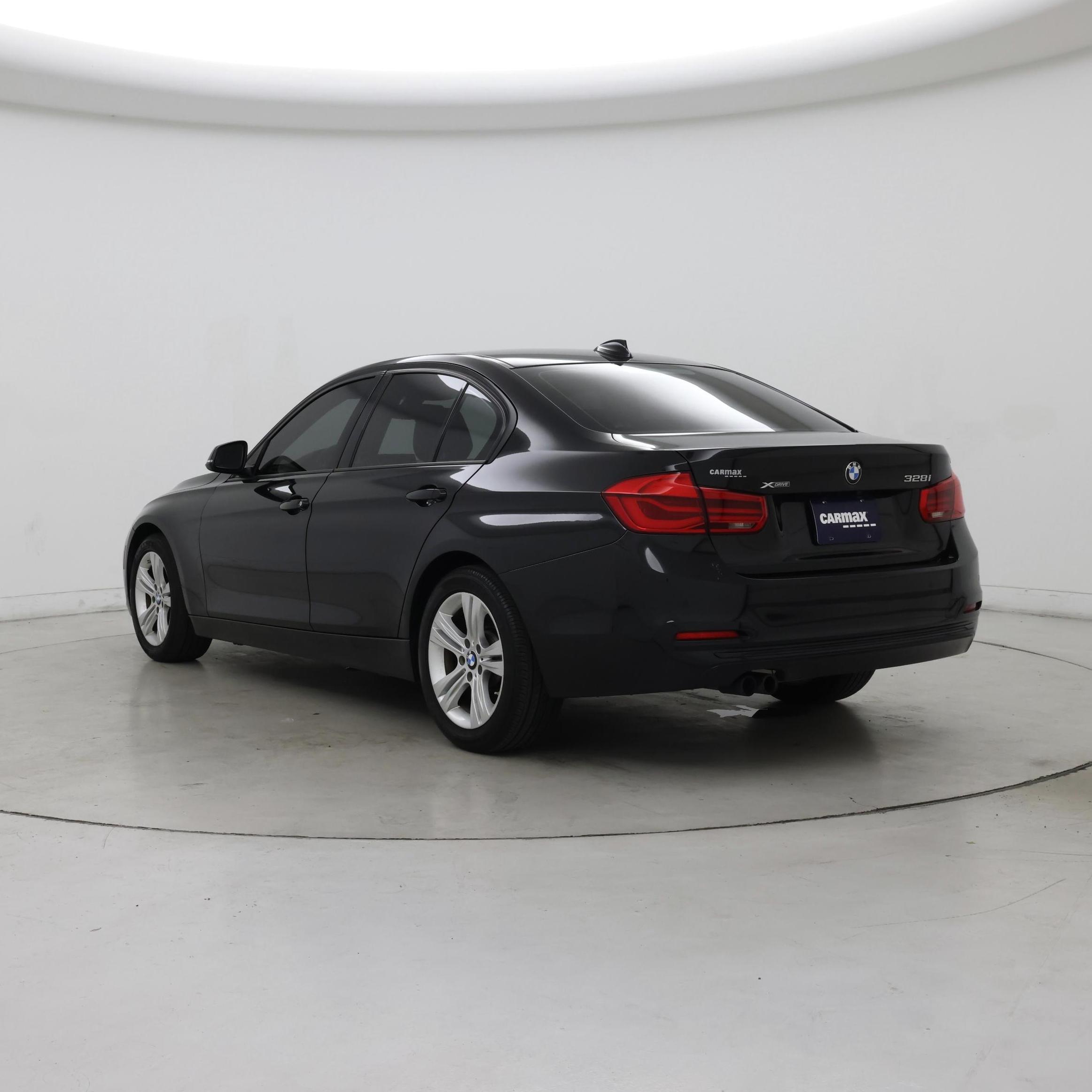 Thumbnail: 2016 BMW 3 Series - 2