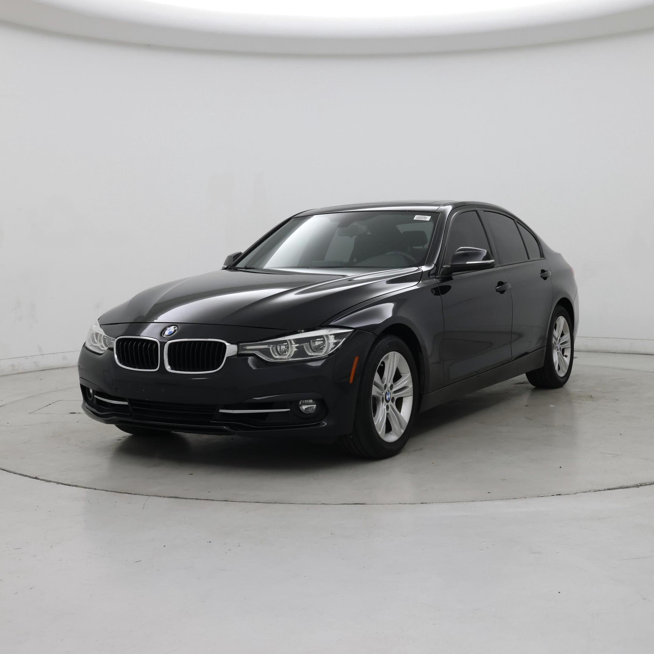 Thumbnail: 2016 BMW 3 Series - 4