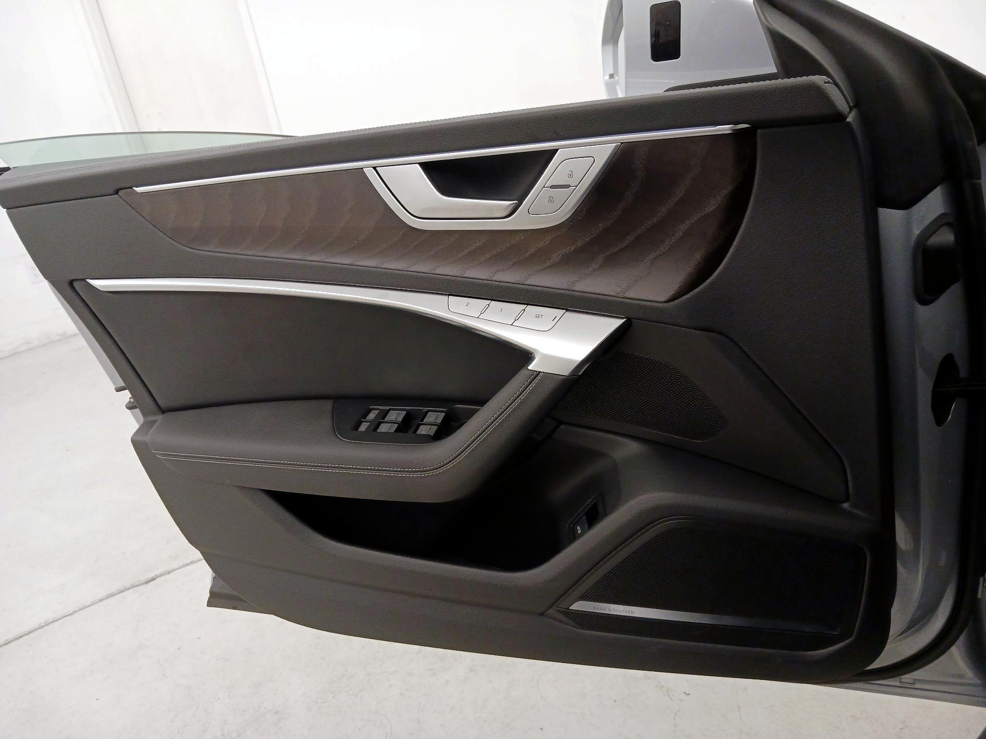 Thumbnail: 2021 Audi A7 - 12