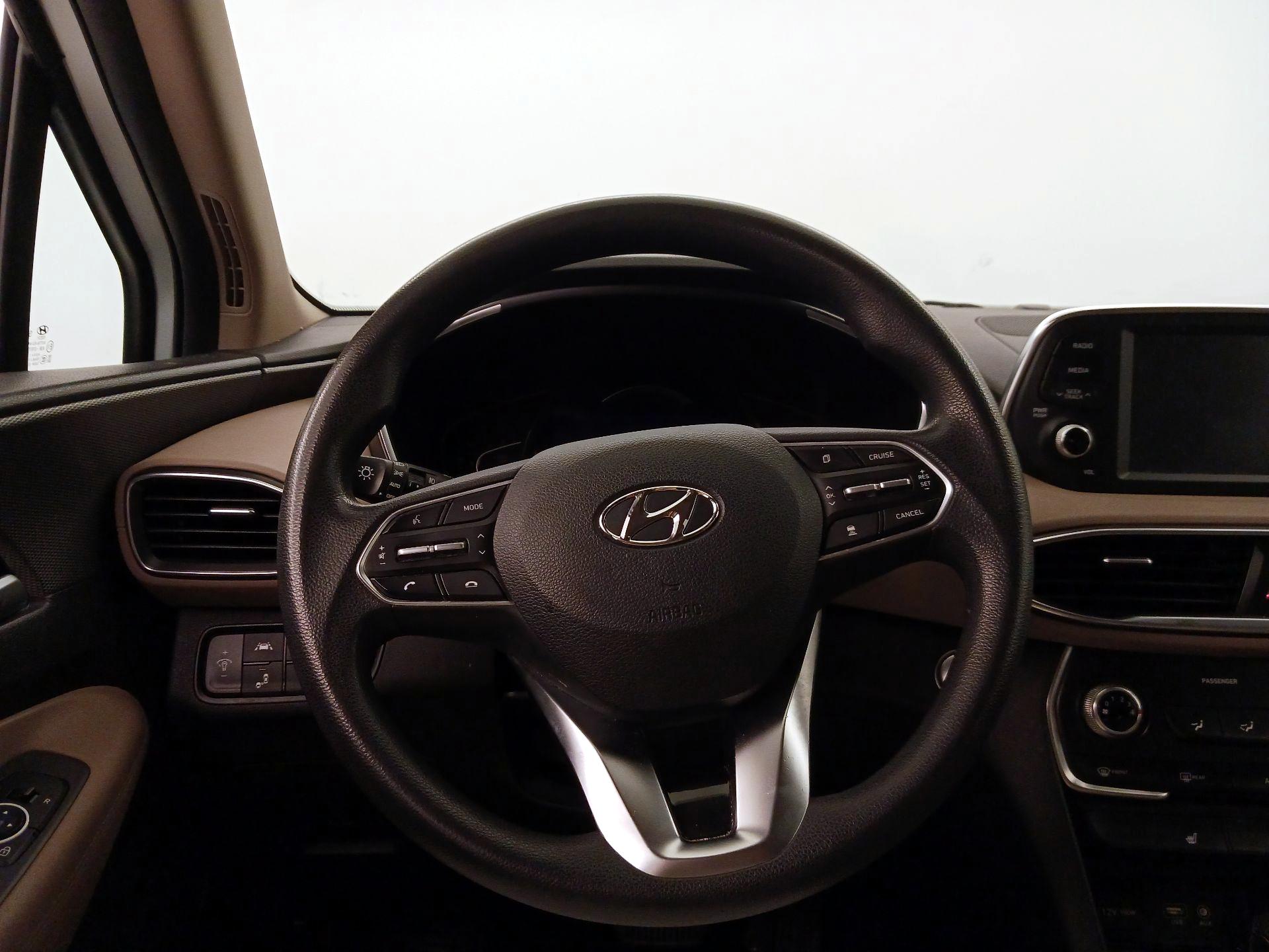 Thumbnail: 2019 Hyundai Santa Fe - 10
