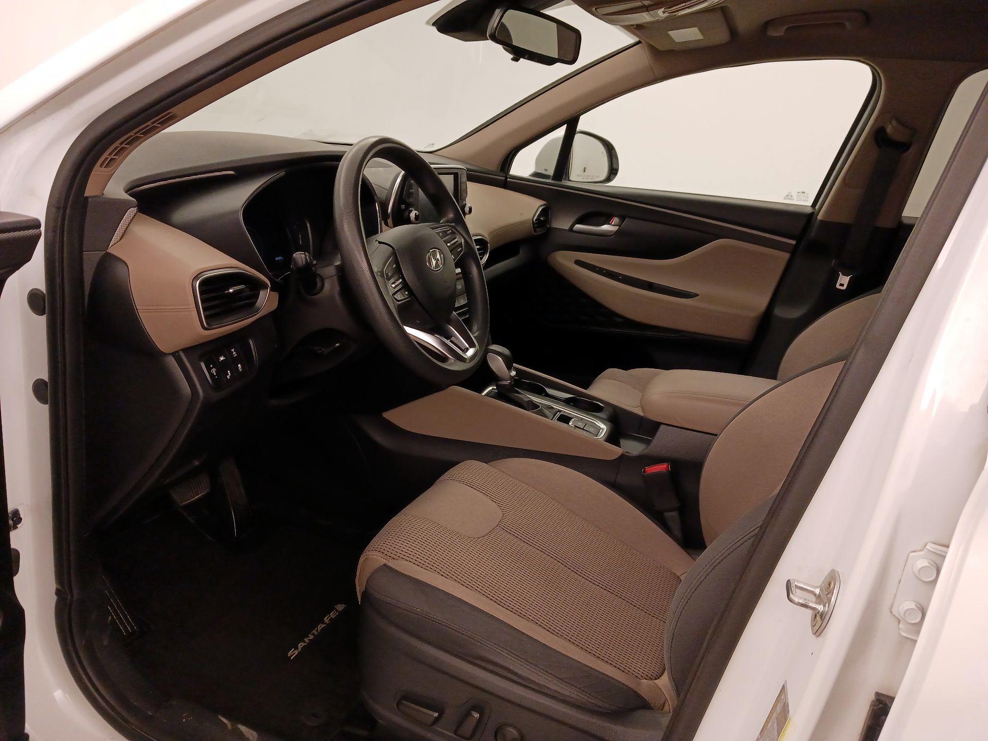 Thumbnail: 2019 Hyundai Santa Fe - 11