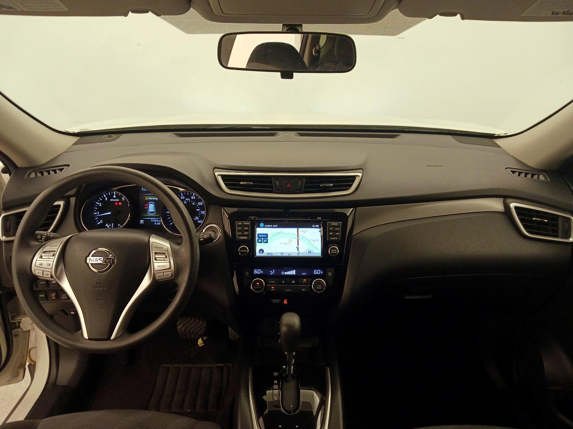 Thumbnail: 2016 Nissan Rogue - 9