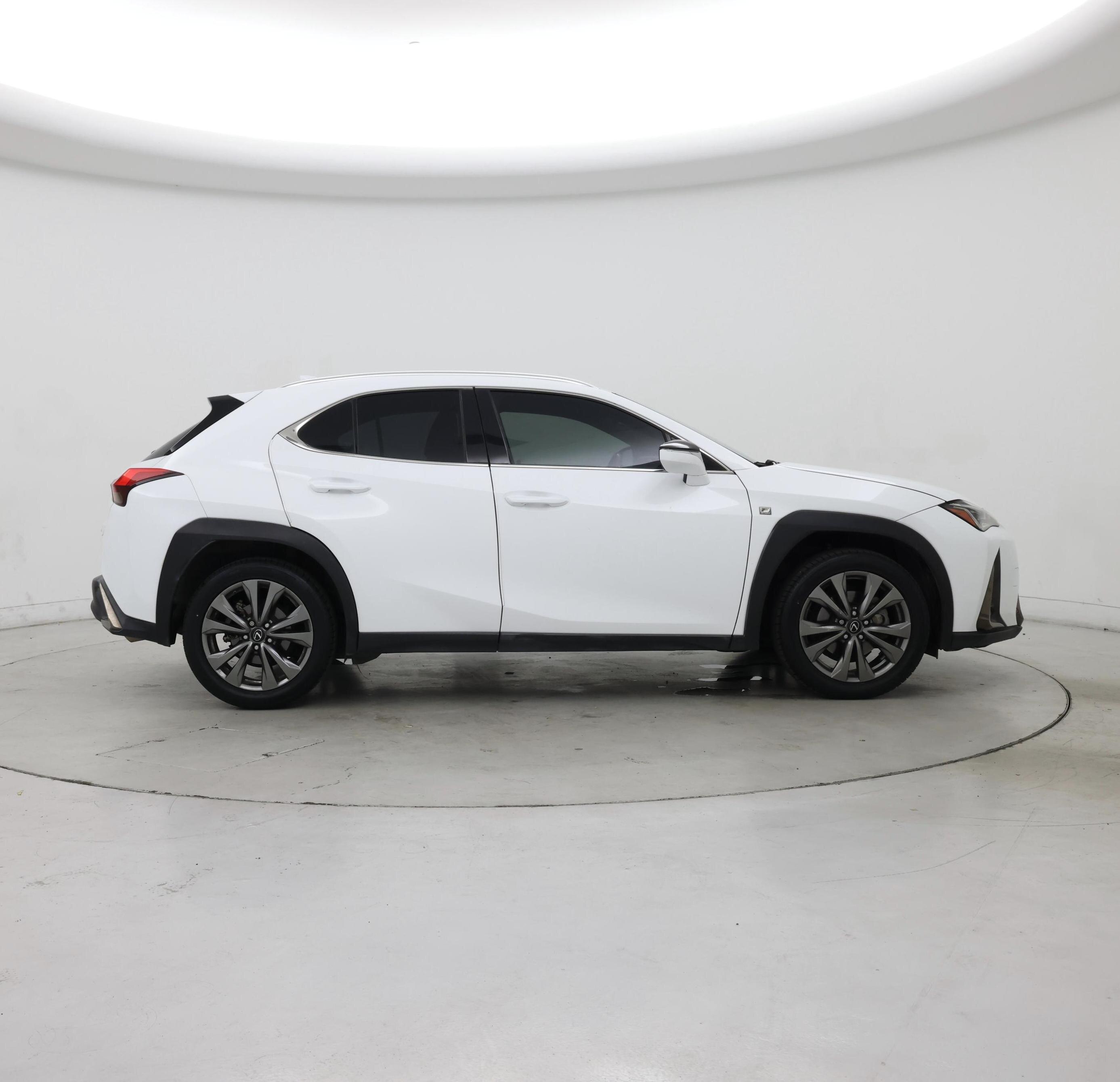 Thumbnail: 2019 Lexus UX - 7