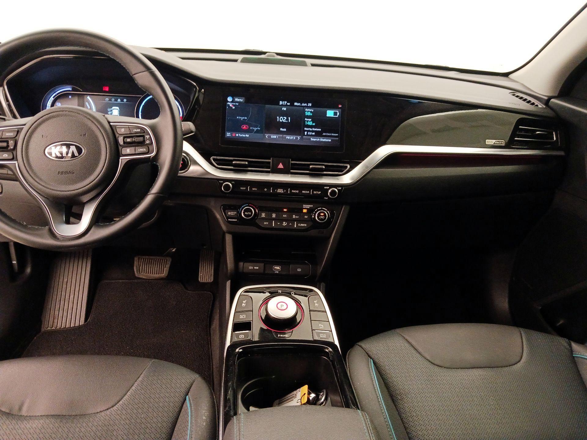 Thumbnail: 2020 Kia Niro - 9