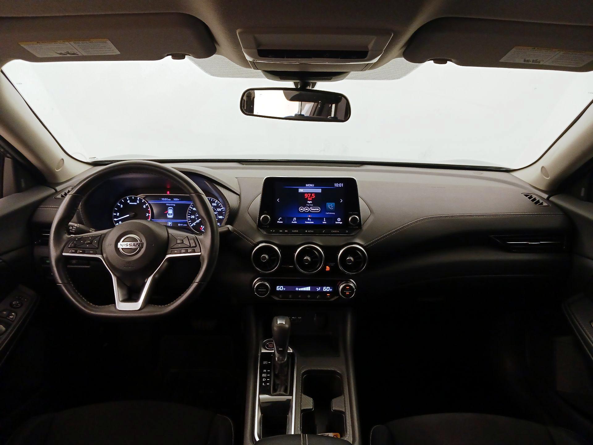 Thumbnail: 2020 Nissan Sentra - 9