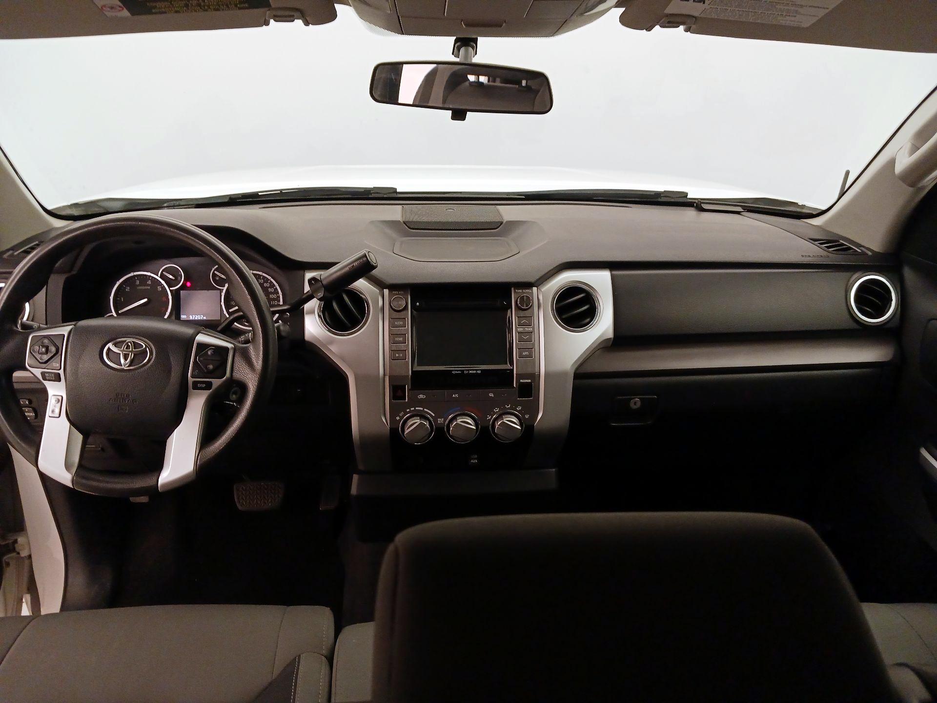 Thumbnail: 2015 Toyota Tundra - 9