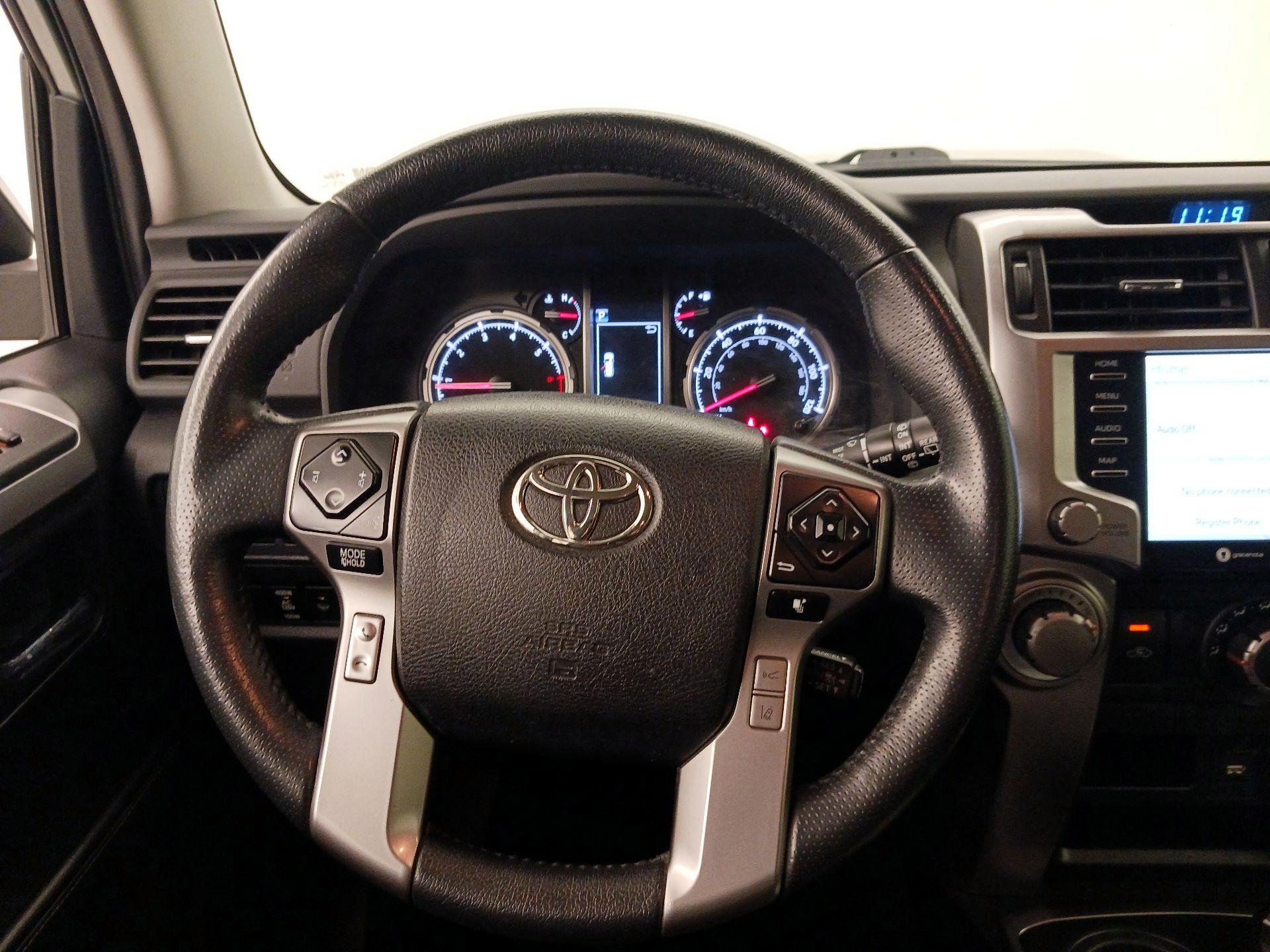Thumbnail: 2023 Toyota 4Runner - 10