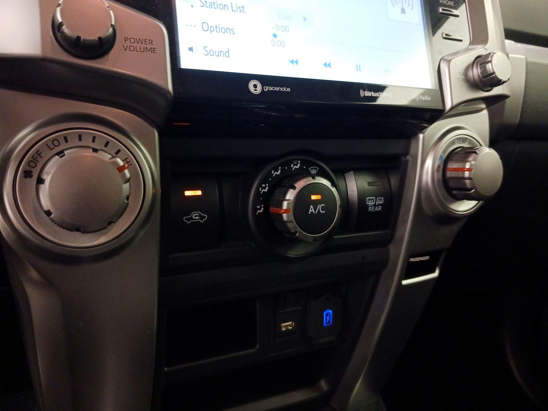 Thumbnail: 2023 Toyota 4Runner - 17